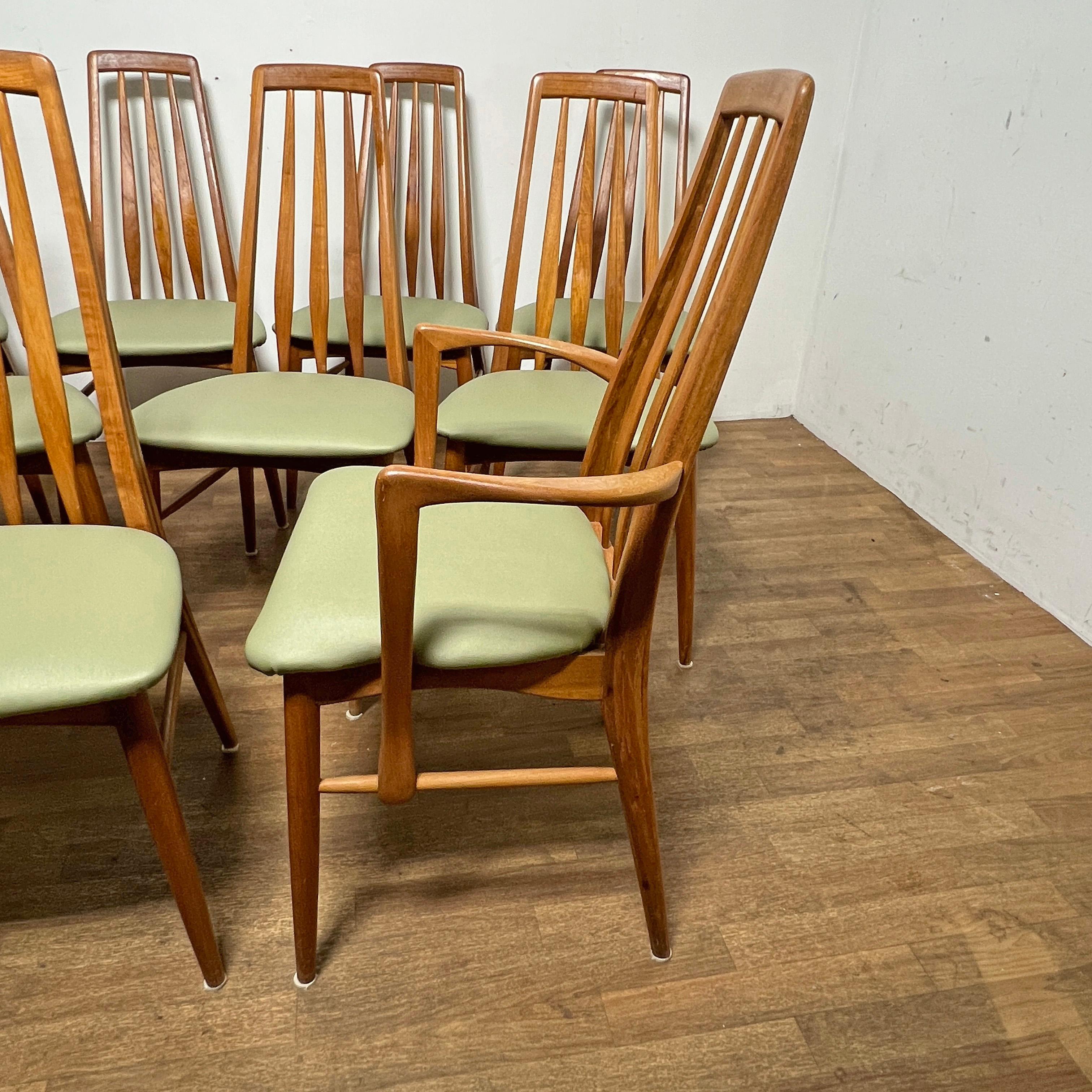 Danese Set di dodici sedie da pranzo danesi in teak 