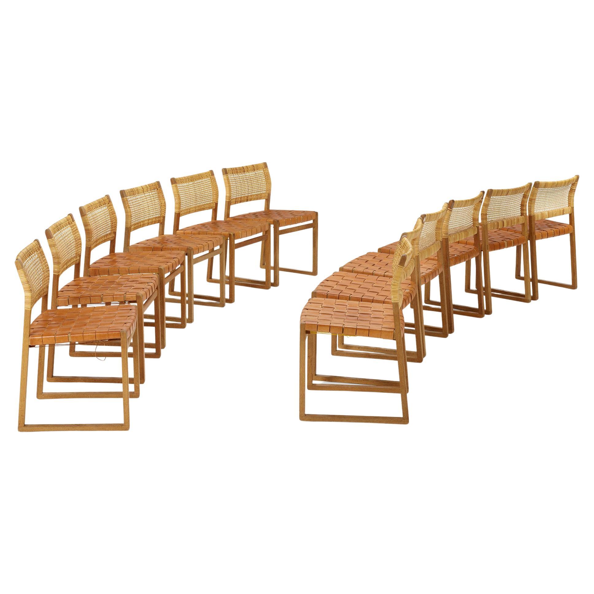 Set von zwölf Esszimmerstühlen von Brge Mogensen im Angebot