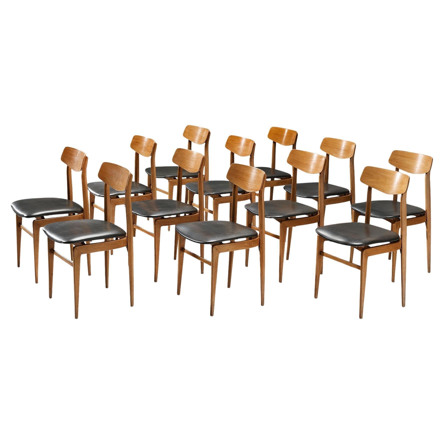 La Redonda Steel Accent Chair in Matte Lacquered Dark Rose For Sale at