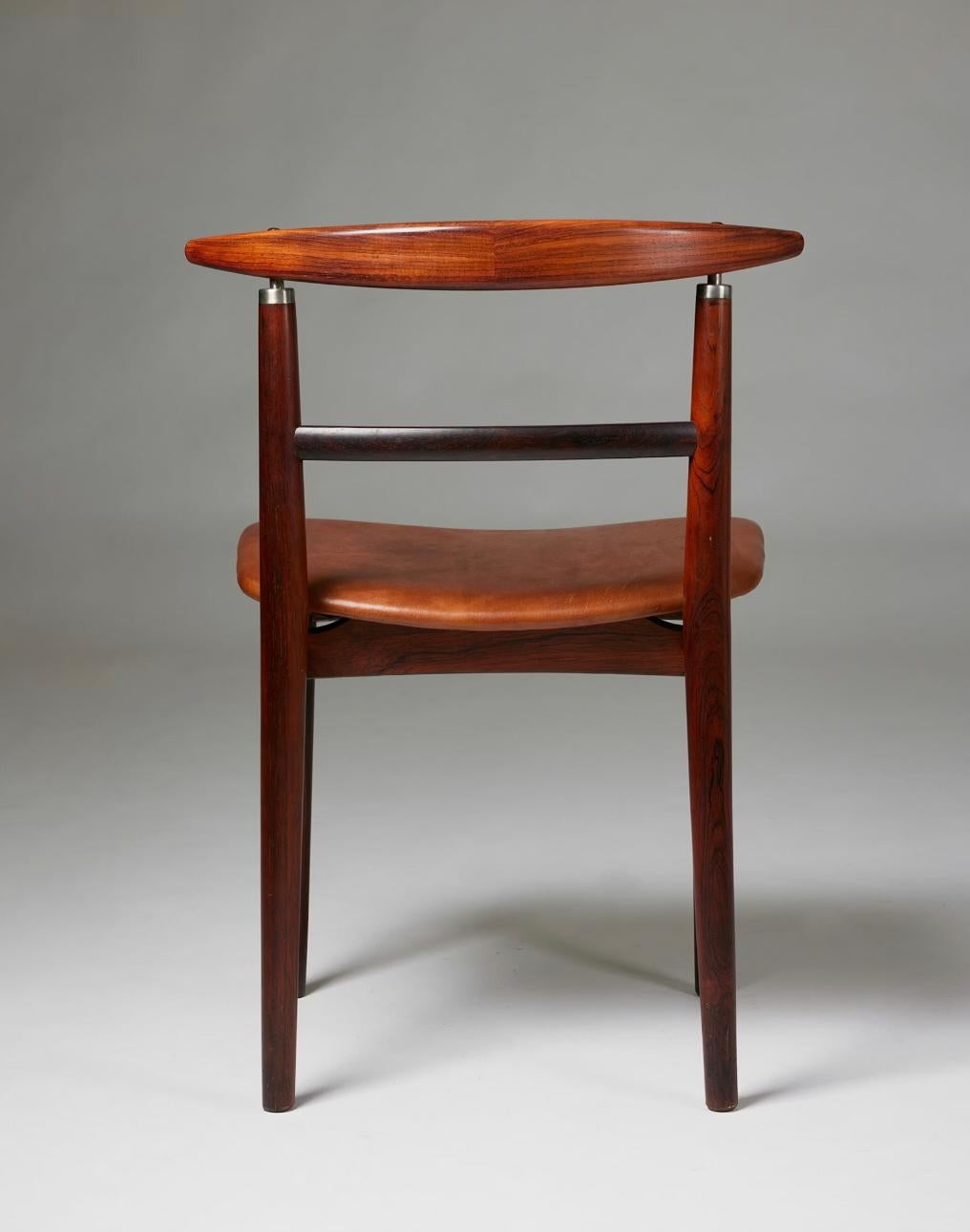 Satz von zwölf EsszimmerstühlenGestaltet von Börge Rammeskov für Helge Sibast Möbler im Angebot 4