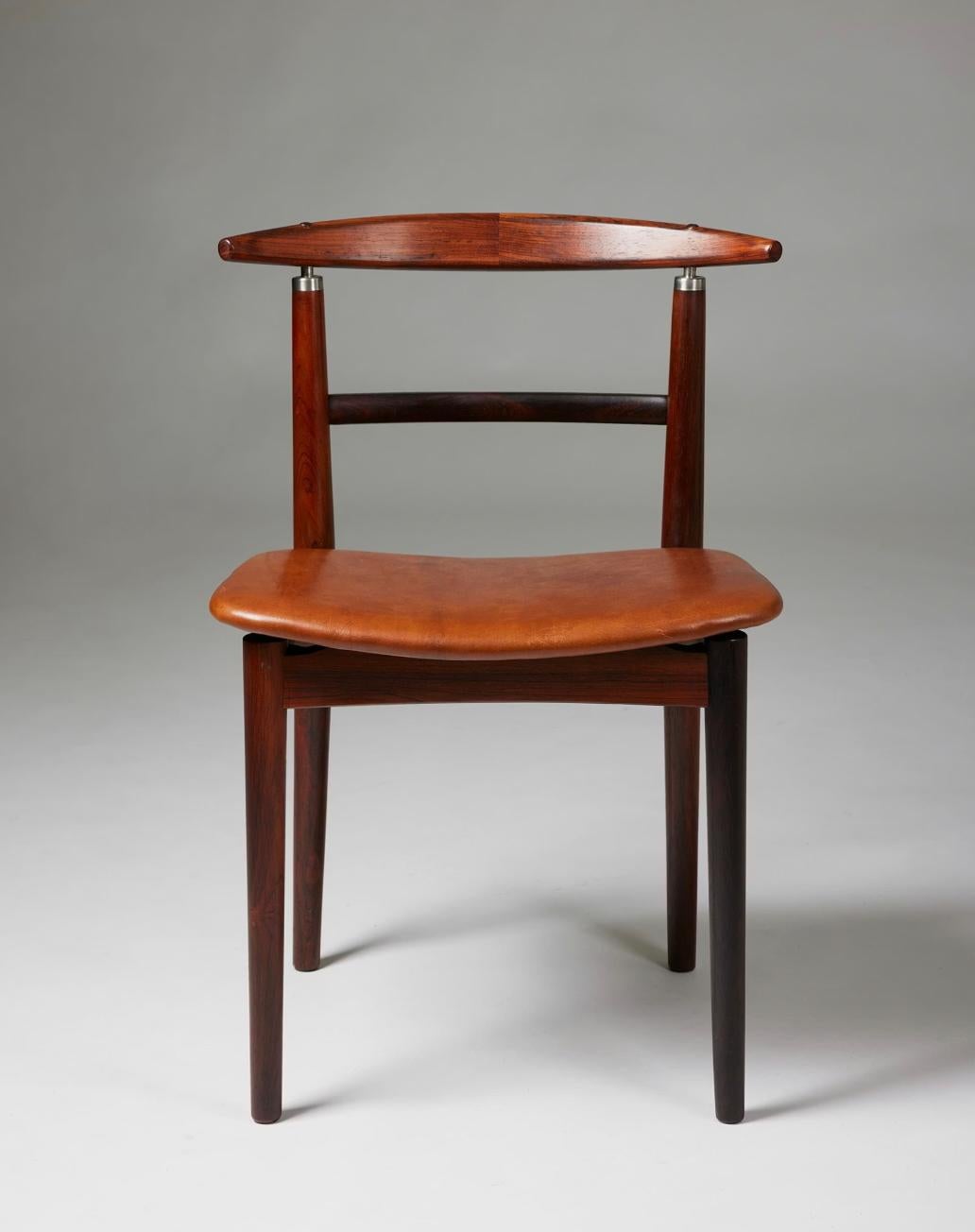 Satz von zwölf EsszimmerstühlenGestaltet von Börge Rammeskov für Helge Sibast Möbler im Angebot 2