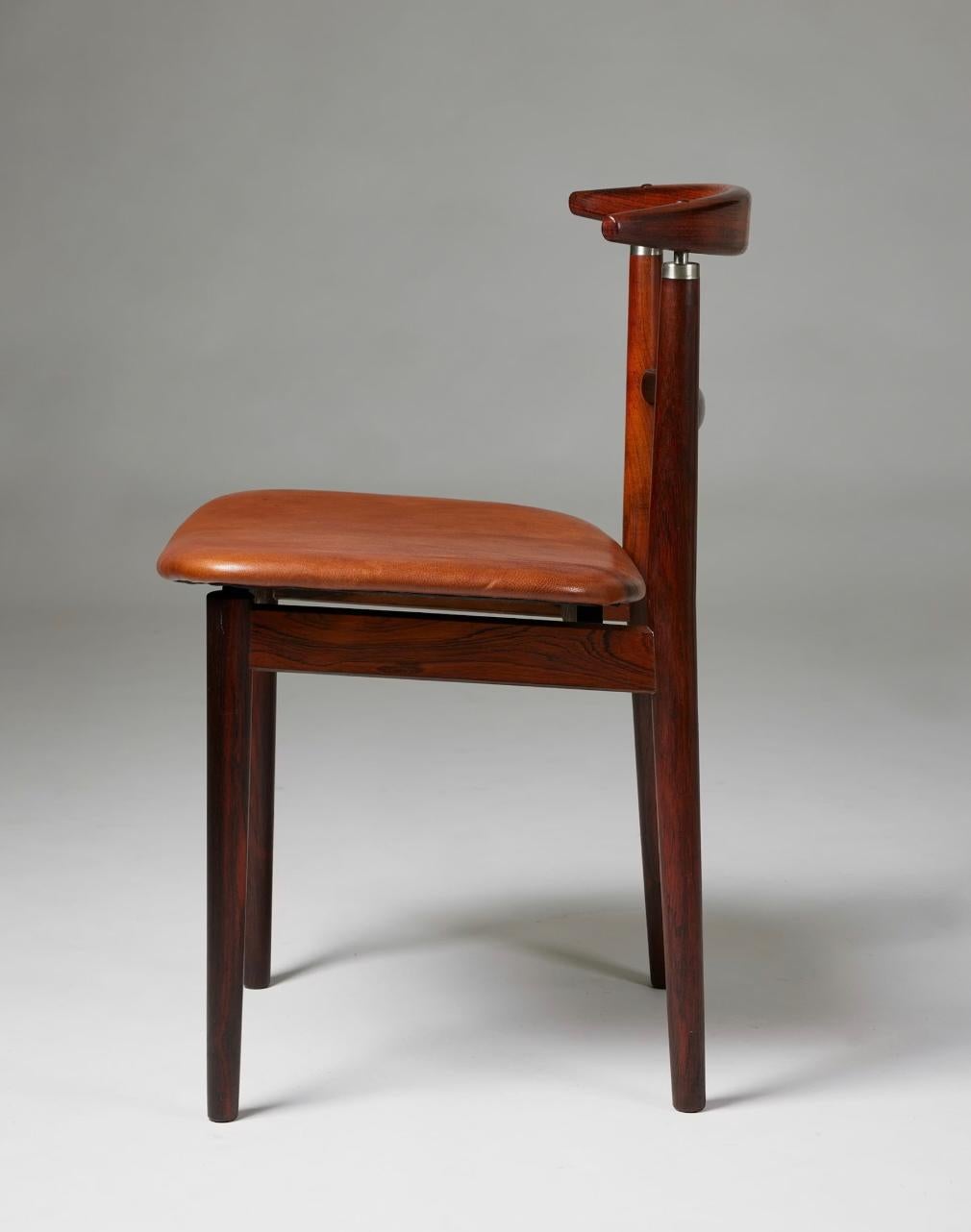 Satz von zwölf EsszimmerstühlenGestaltet von Börge Rammeskov für Helge Sibast Möbler im Angebot 3