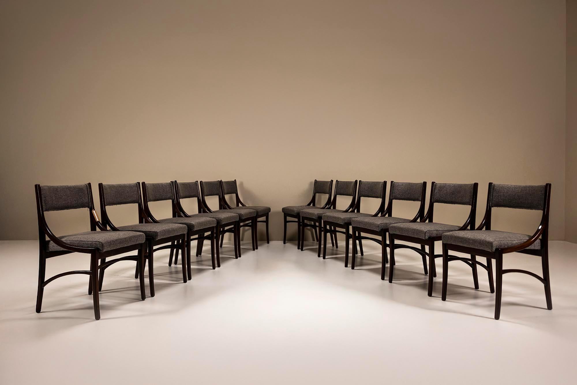 Set of Twelve Dining Room Chairs Model 110 by Ico Parisi, Italy 1960s en vente 6