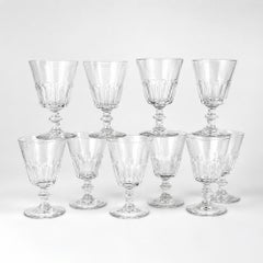 Set di dodici bicchieri da vino inglesi scanalati, soffiati a mano, risalenti all’inizio del XIX secolo