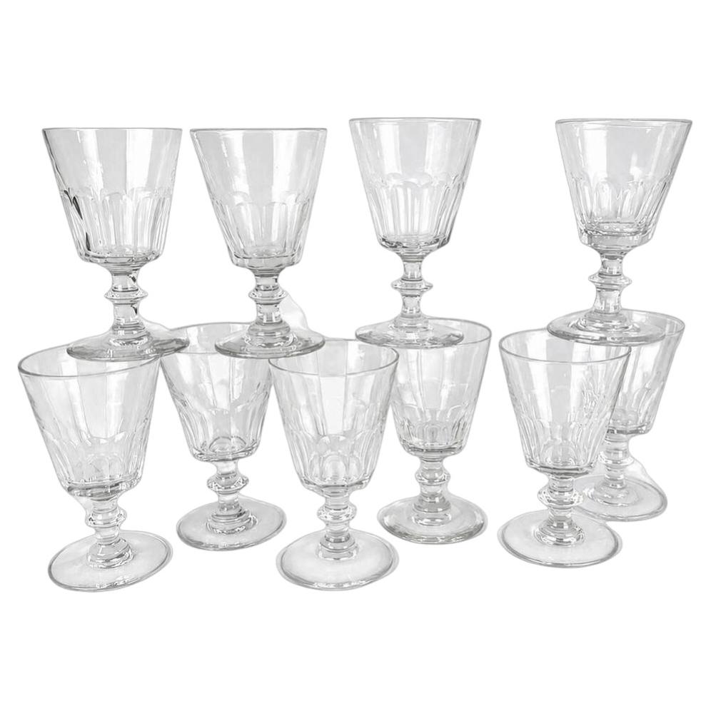 Juego de 12 copas de vino inglesas de estilo georgiano, antiguas, talladas y acanaladas, de alrededor de 1825 en venta