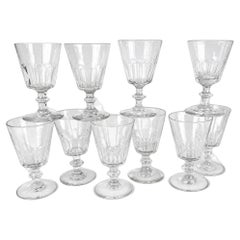 Set di dodici bicchieri da vino inglesi scanalati, soffiati a mano, risalenti all’inizio del XIX secolo