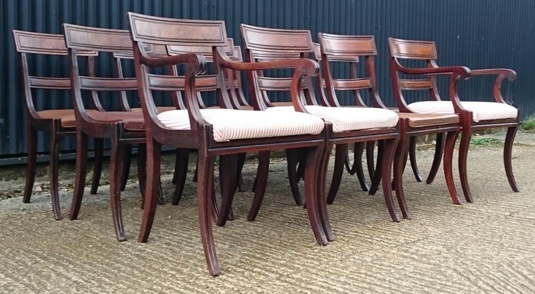 British Set of Twelve Early 19th Century Regency Mahogany Antique Dining Chairs For Sale