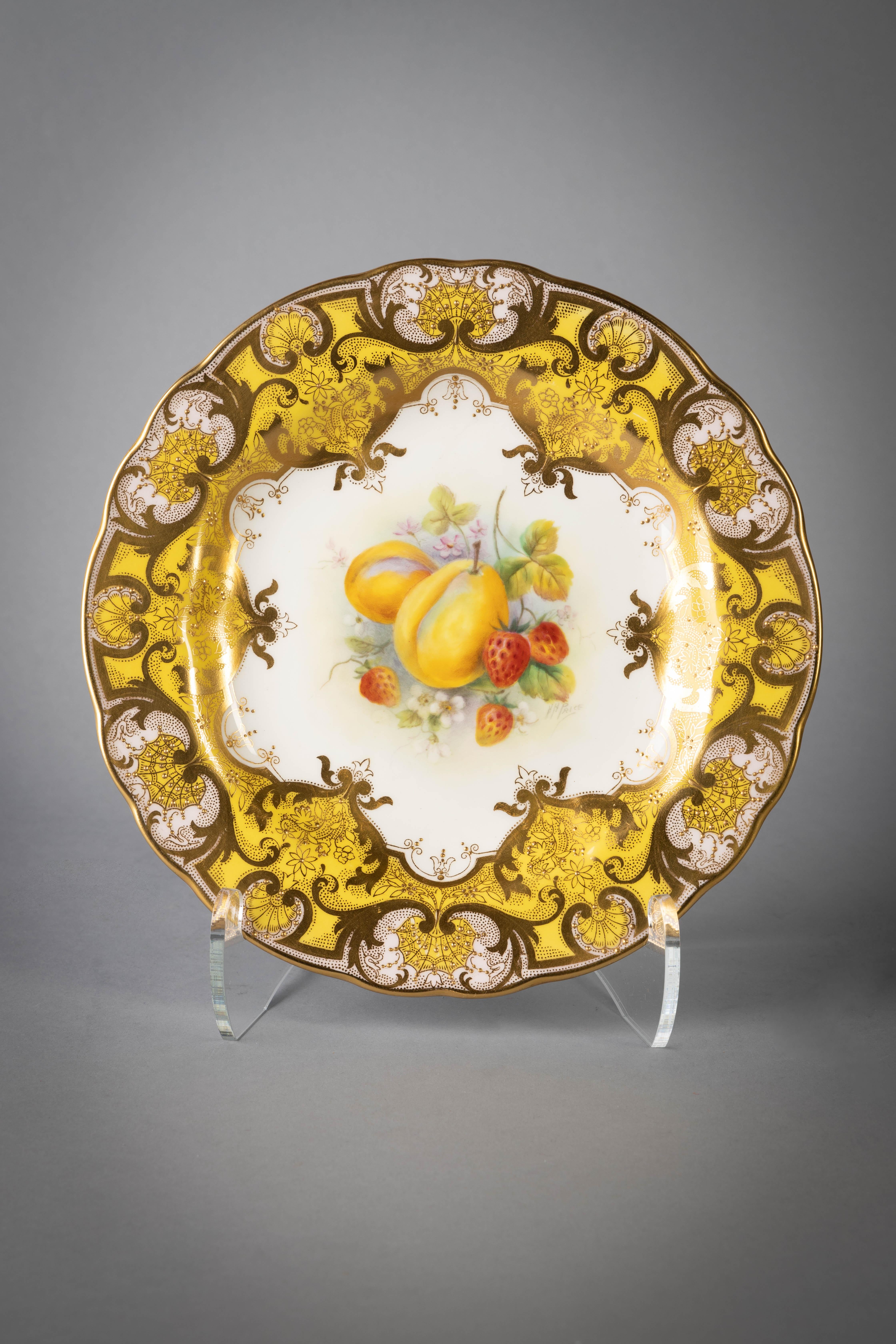 Set of twelve English porcelain fruit plates, Royal Worcester, circa 1900. Signed price.