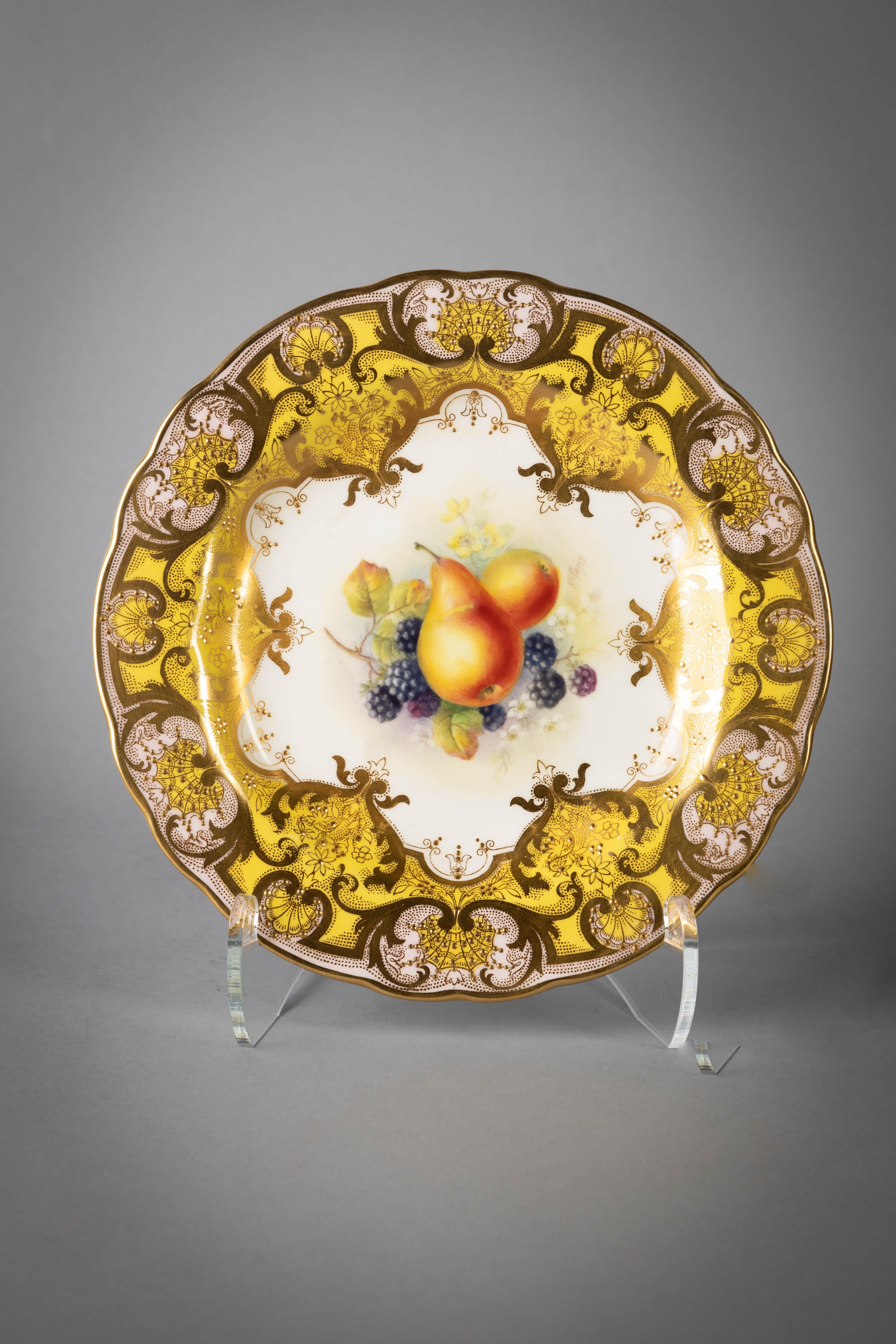Set of Twelve English Porcelain Fruit Plates, Royal Worcester, circa 1900 For Sale 2