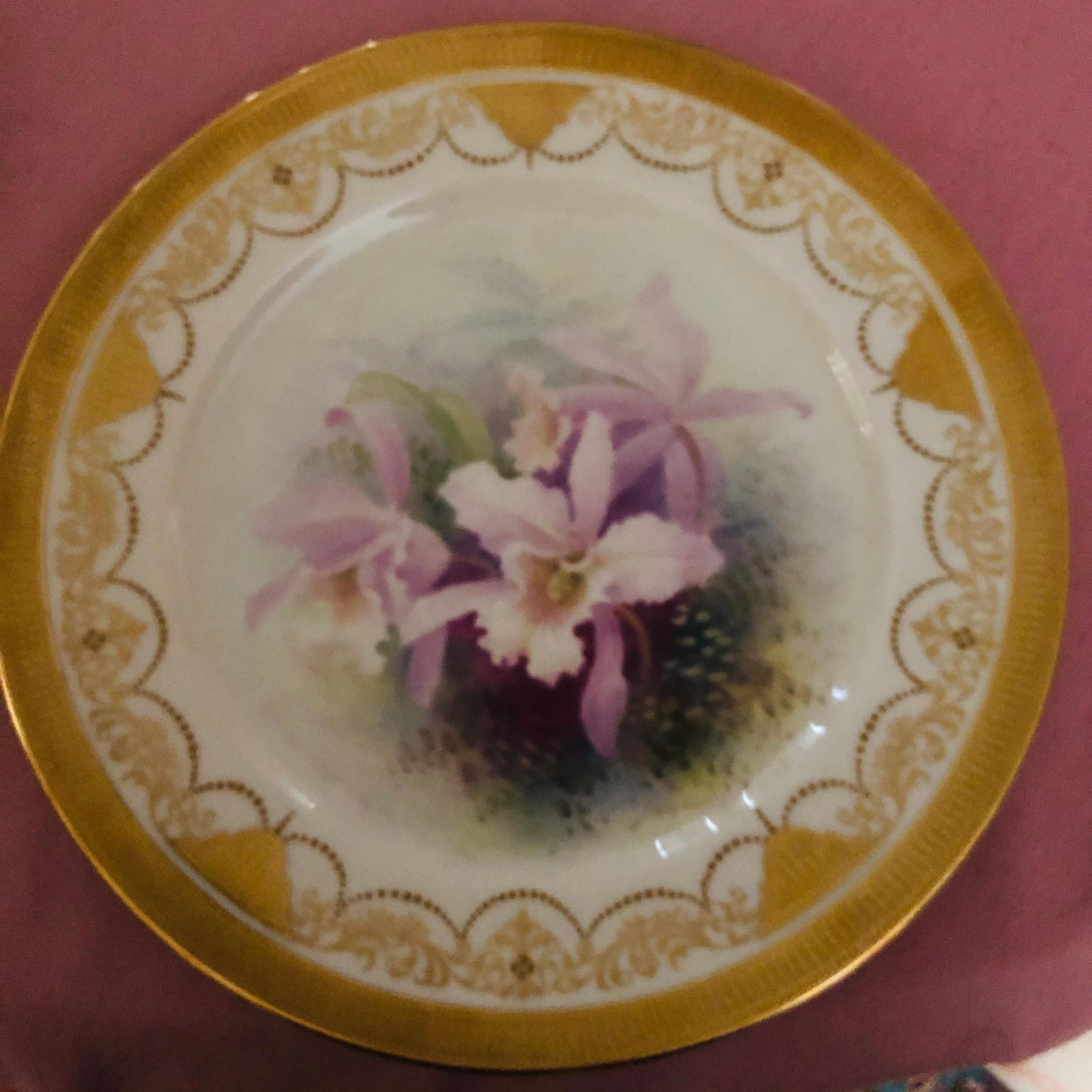 American Set of Twelve Exceptional Lenox Orchid Dinner Plates Artist Signed W. H. Morley For Sale