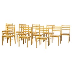 juego de doce sillas de comedor de pino francés