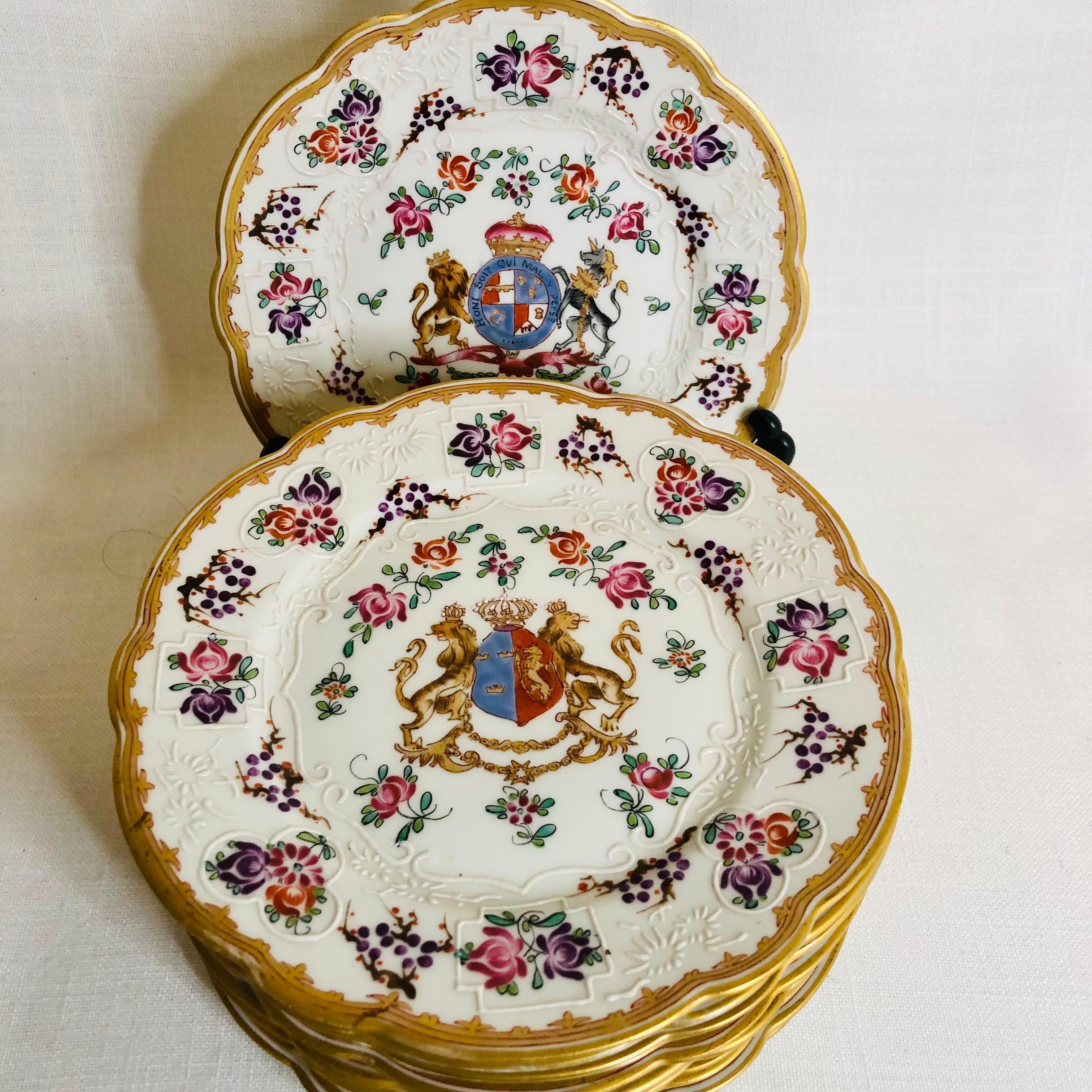 Set of Twelve French Samson Porcelain Armorial Dessert Plates In Good Condition In Boston, MA