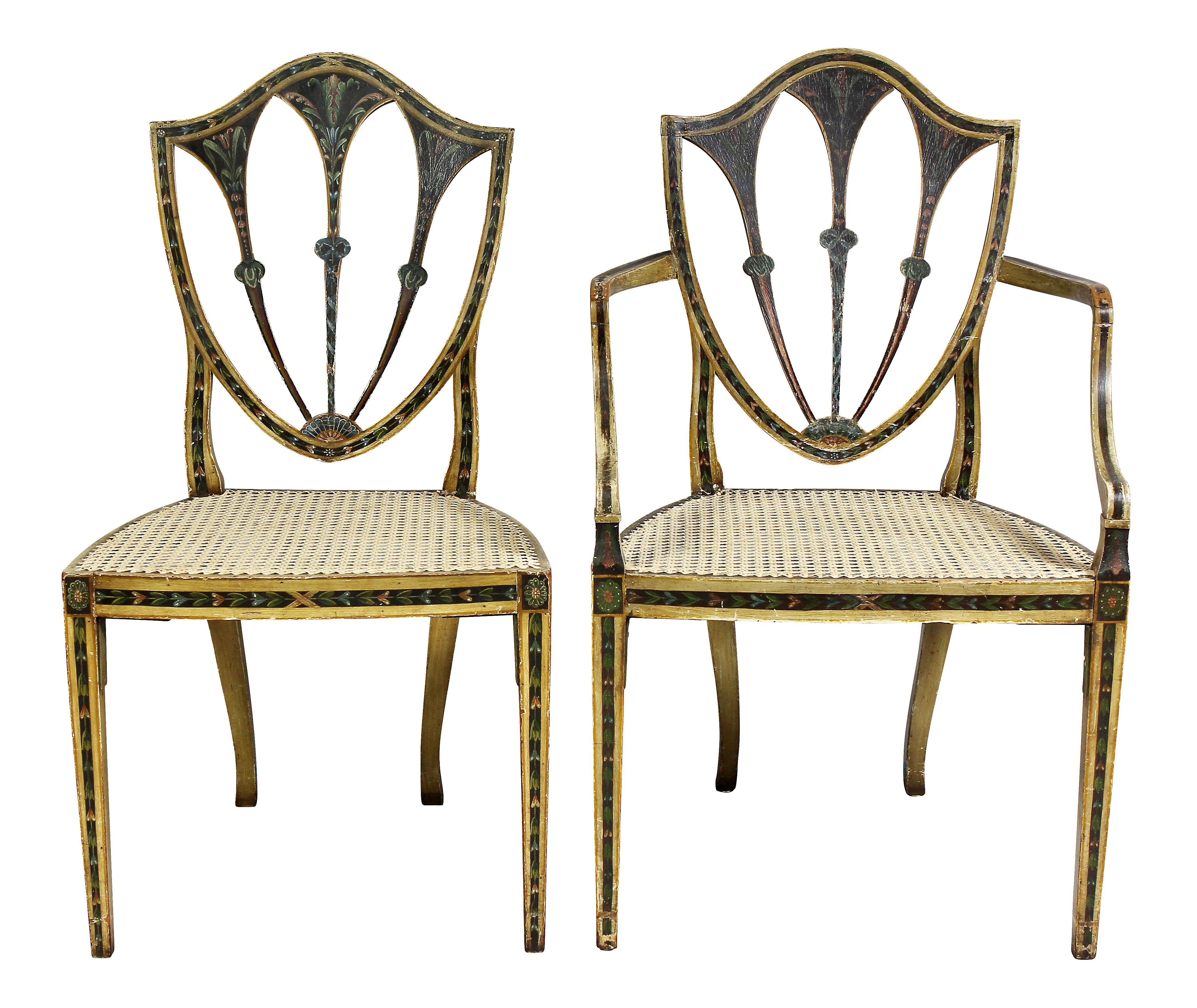 Zwölf Esszimmerstühle mit bemalter Schildrückenlehne aus der Zeit von Georg III im Zustand „Gut“ im Angebot in Essex, MA