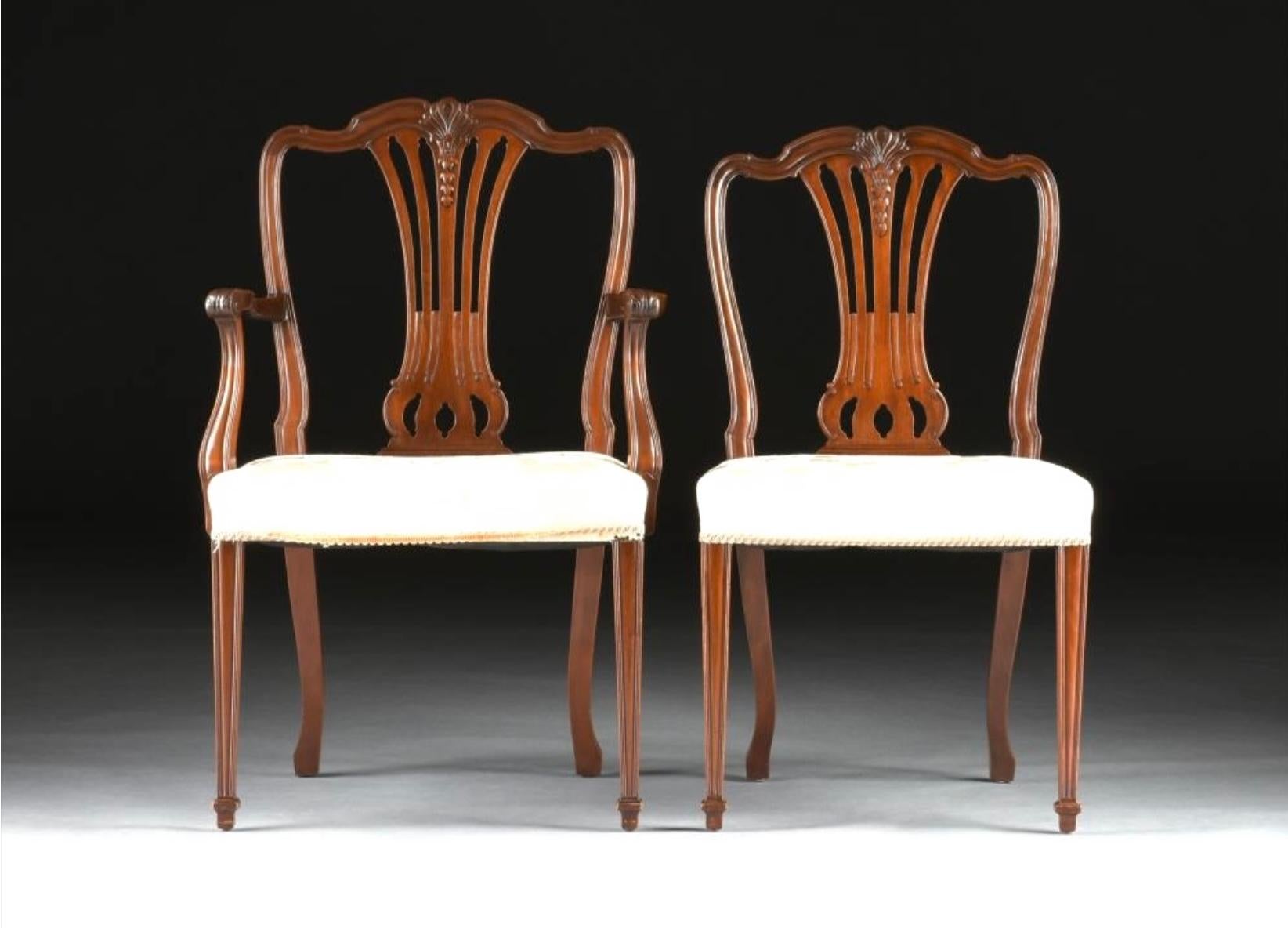 Set Of Twelve Hepplewhite Style Mahogany Dining Chairs For Sale 10