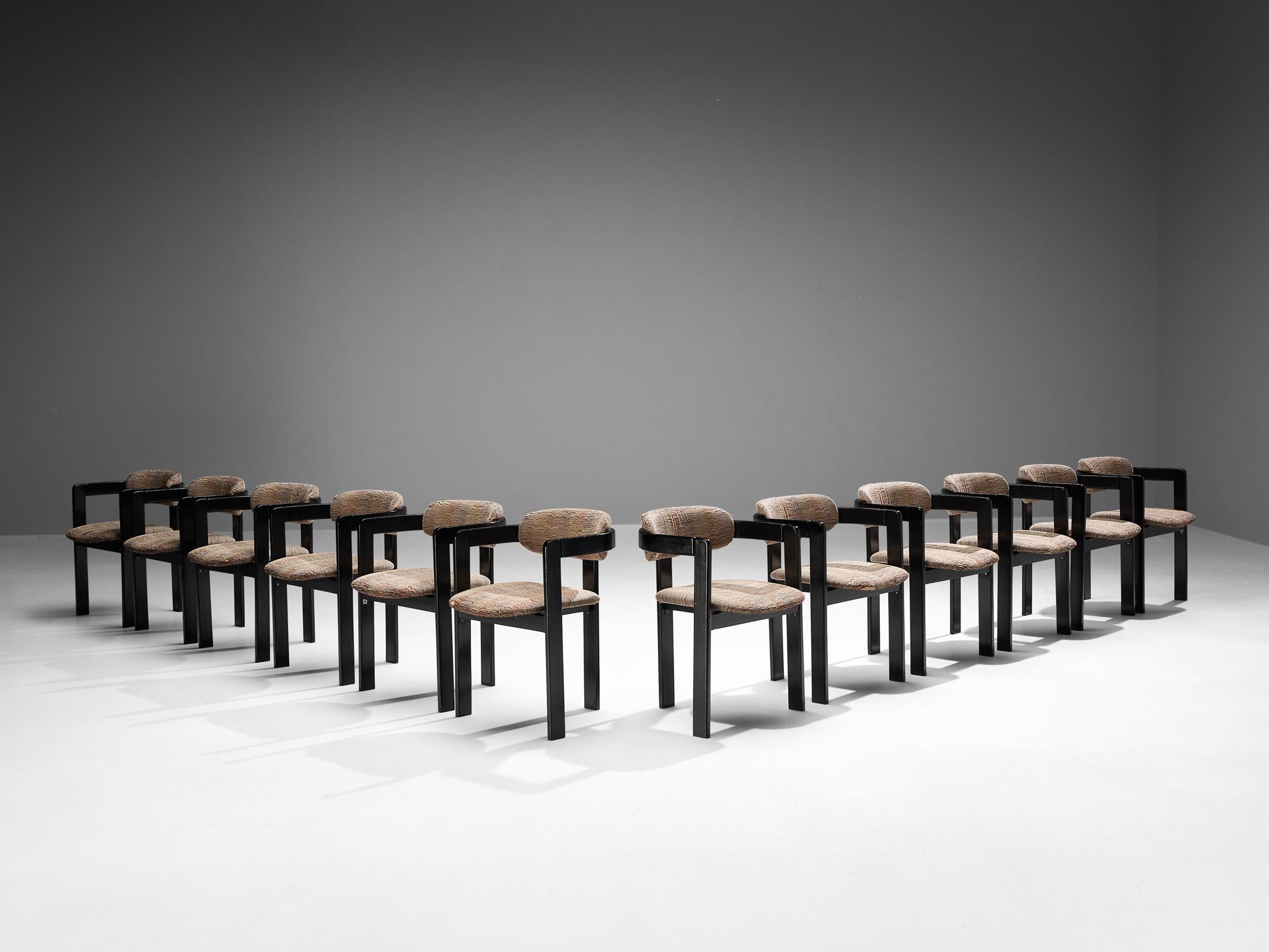 Set von zwölf italienischen Sesseln mit gebogenen Holzrahmen im Angebot 3