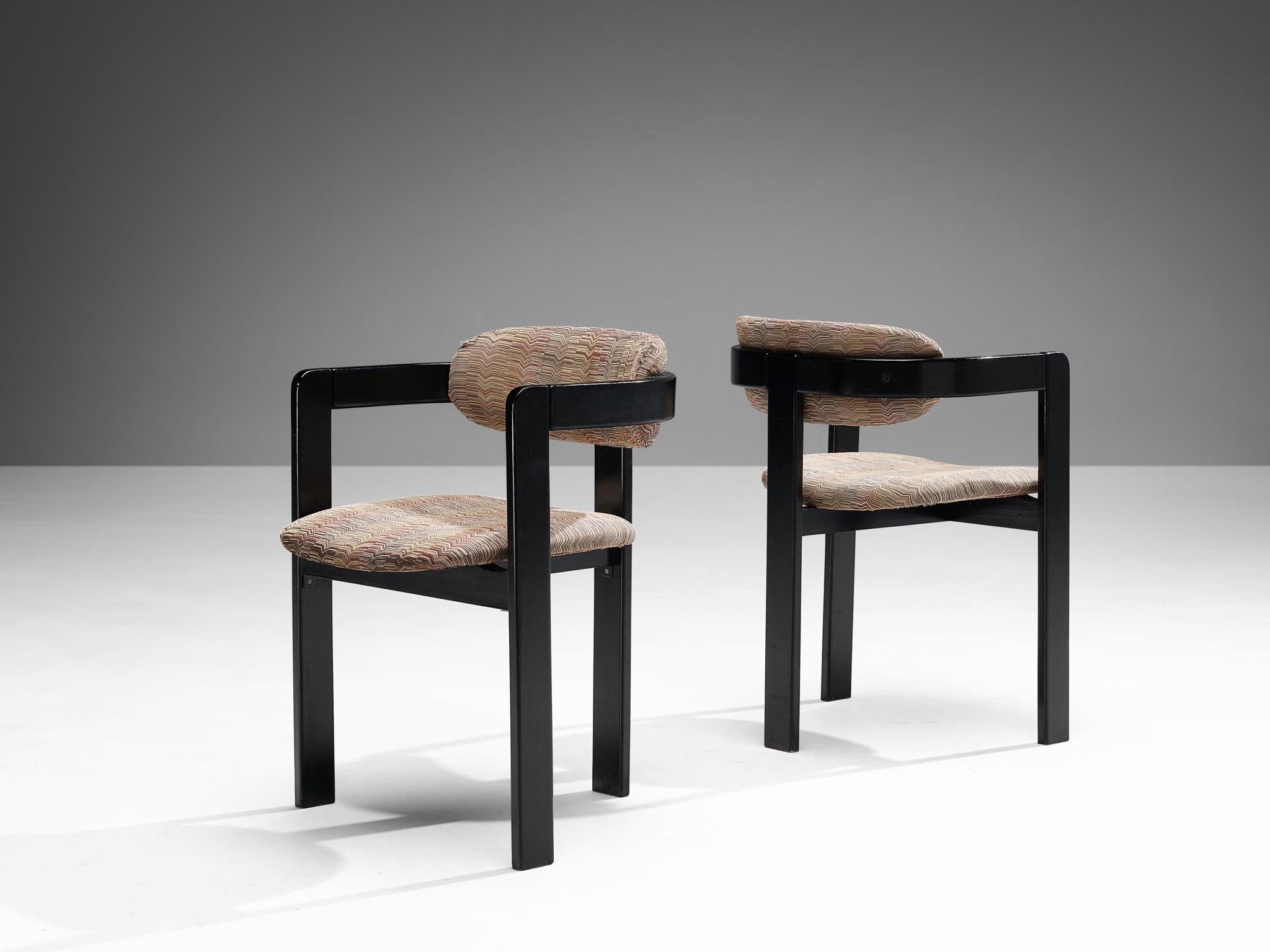 Set von zwölf italienischen Sesseln mit gebogenen Holzrahmen (Moderne der Mitte des Jahrhunderts) im Angebot