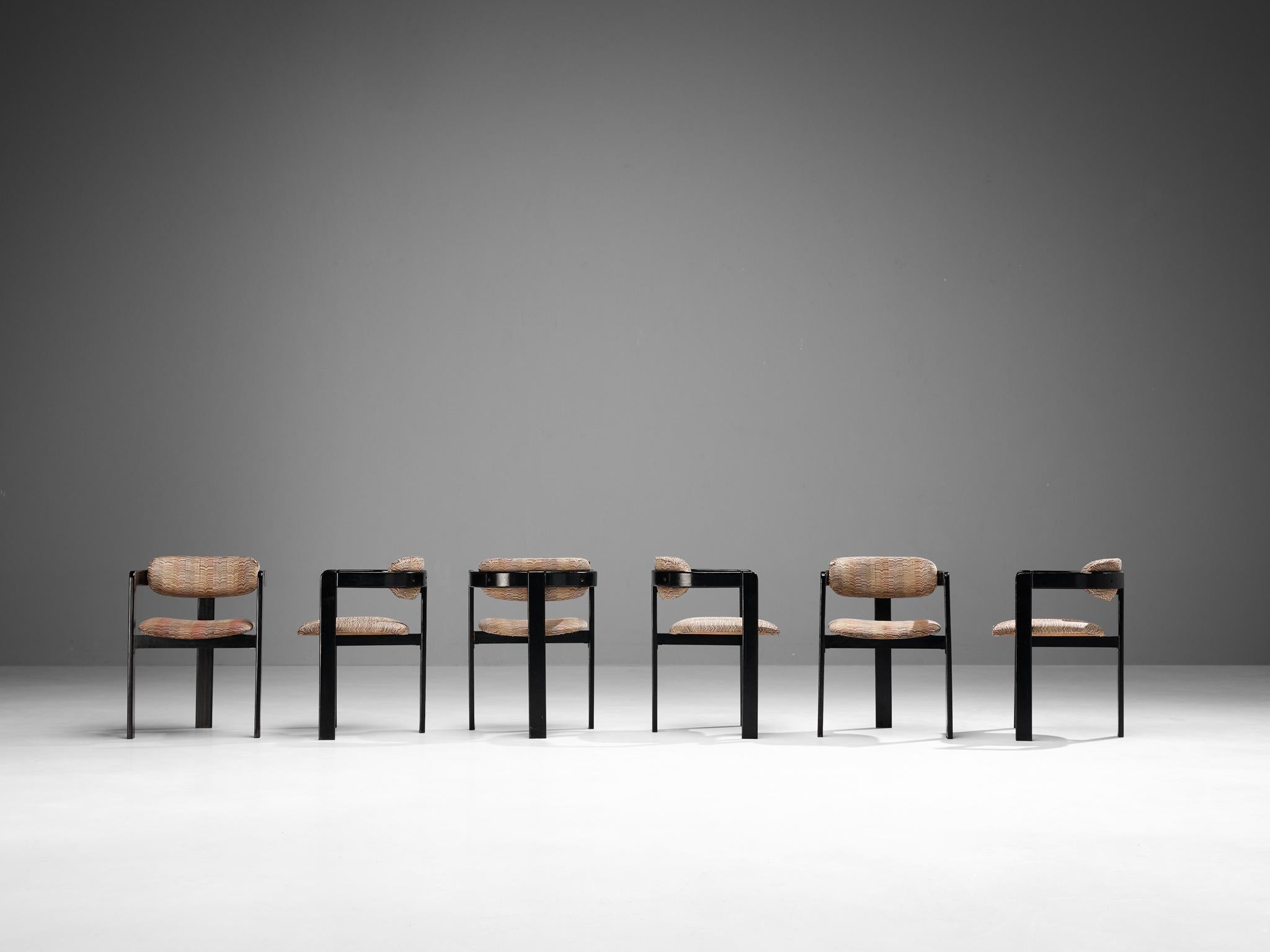 Set von zwölf italienischen Sesseln mit gebogenen Holzrahmen (Ende des 20. Jahrhunderts) im Angebot