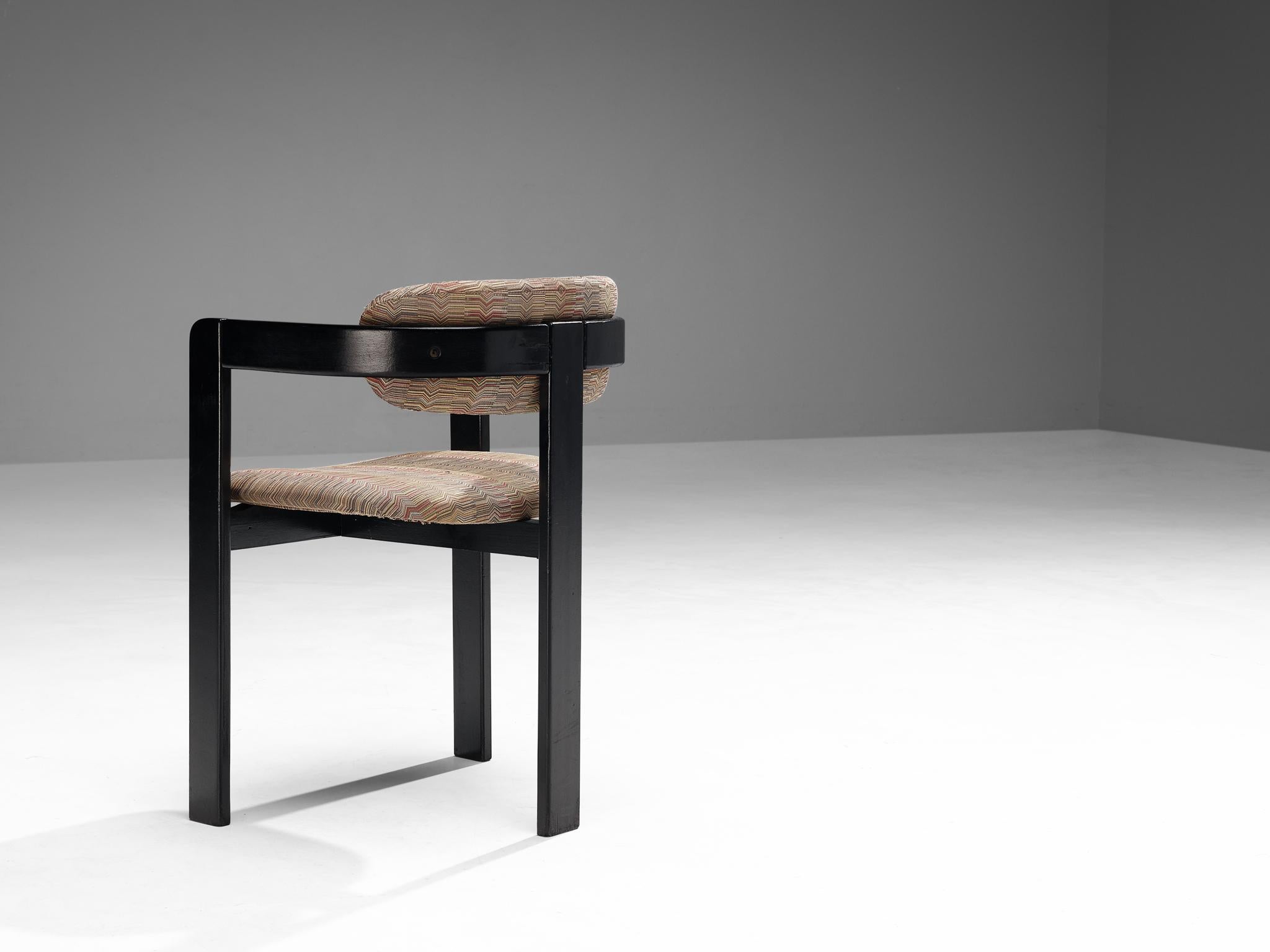 Set von zwölf italienischen Sesseln mit gebogenen Holzrahmen im Angebot 1