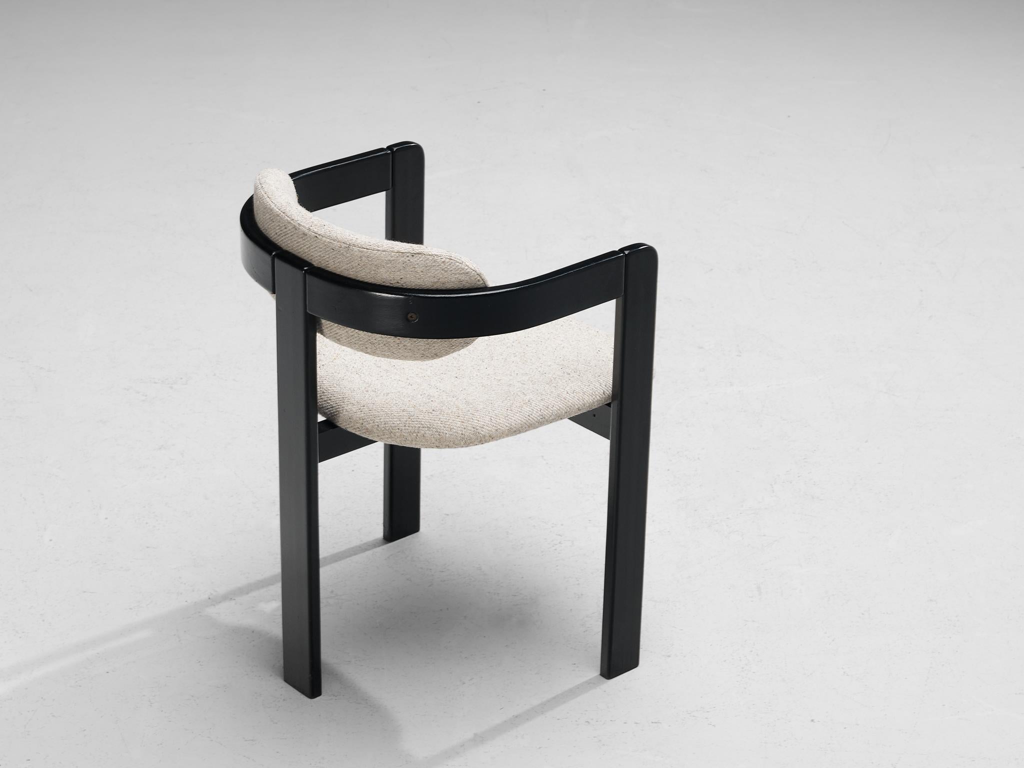 Set von zwölf italienischen Sesseln mit gebogenen Holzrahmen aus grauem Bouclé (Italienisch) im Angebot