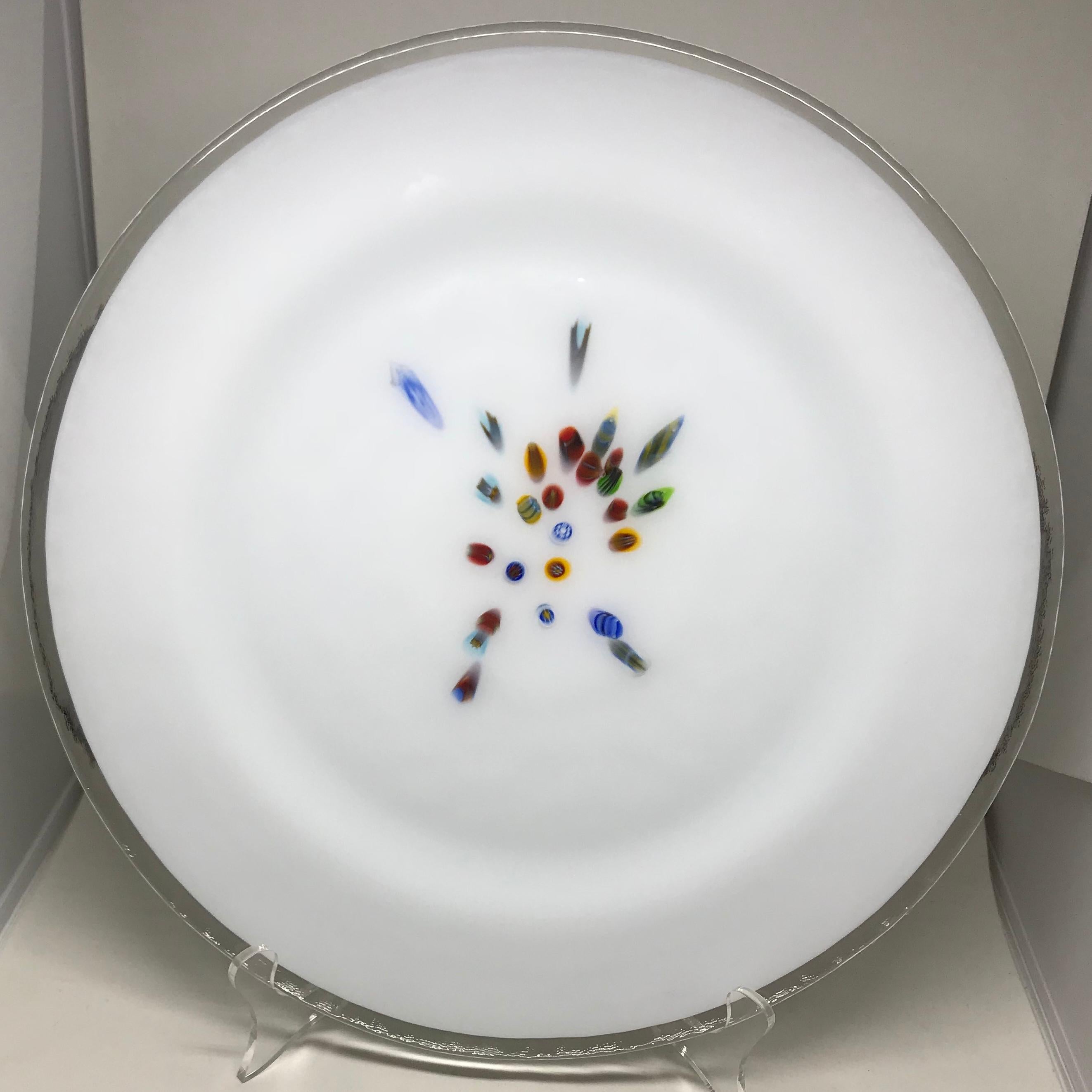 Set of Twelve Italian Modern Glass Plates In Excellent Condition In New York, NY