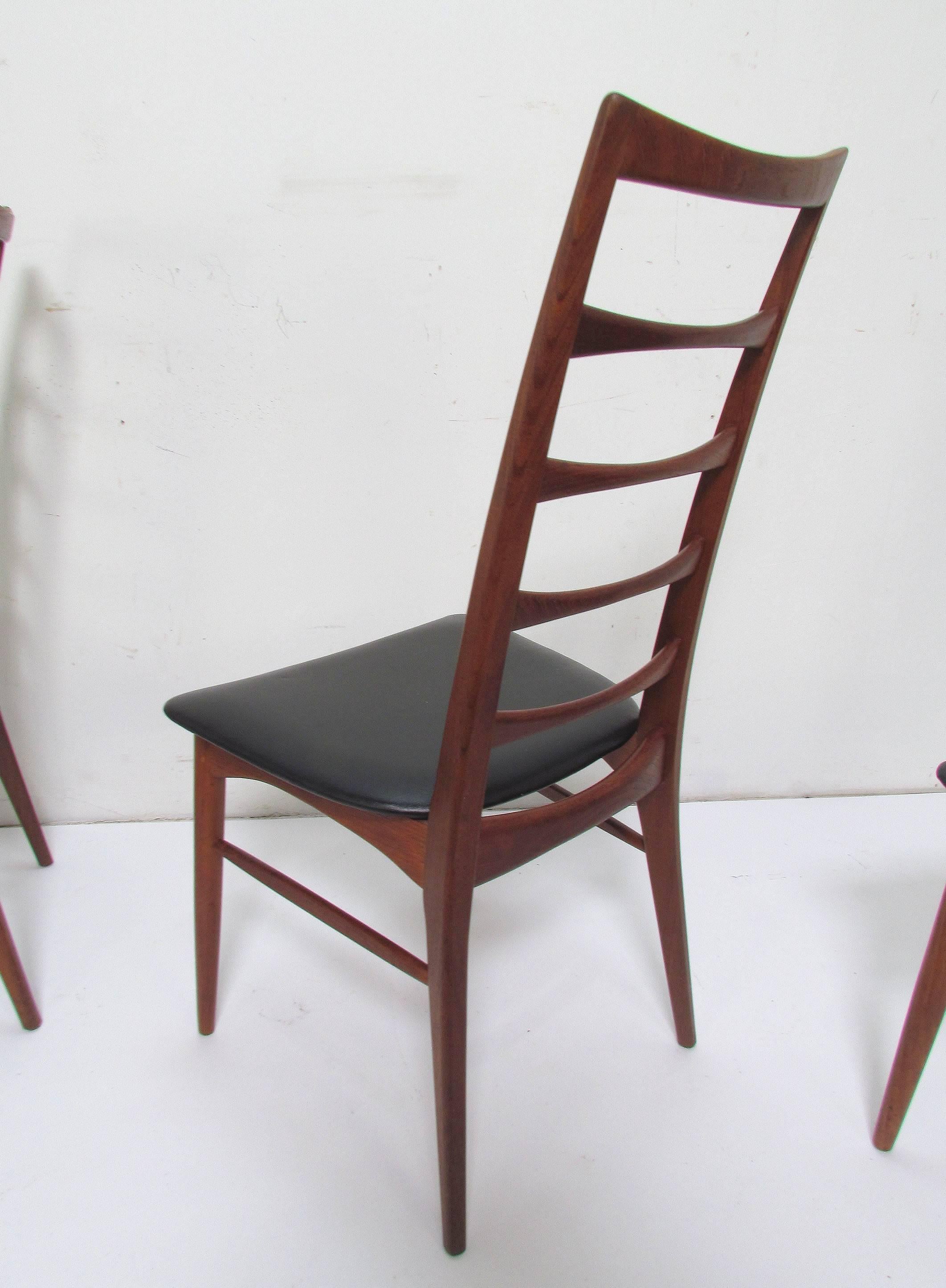 Set of 12 Koefoeds Hornslet Danish Teak Ladderback Dining Chairs, circa 1960s 6