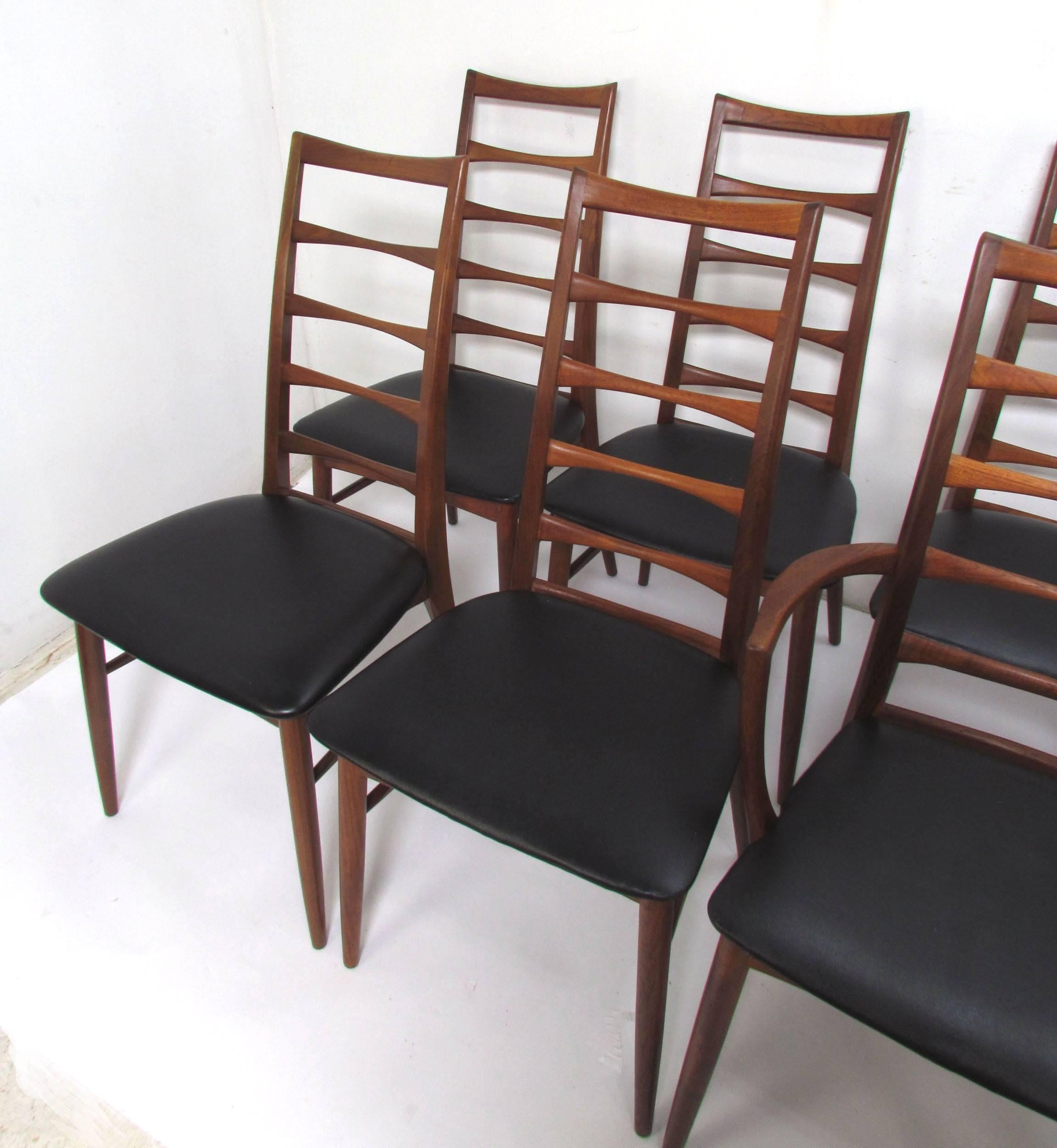 Set of 12 Koefoeds Hornslet Danish Teak Ladderback Dining Chairs, circa 1960s 9
