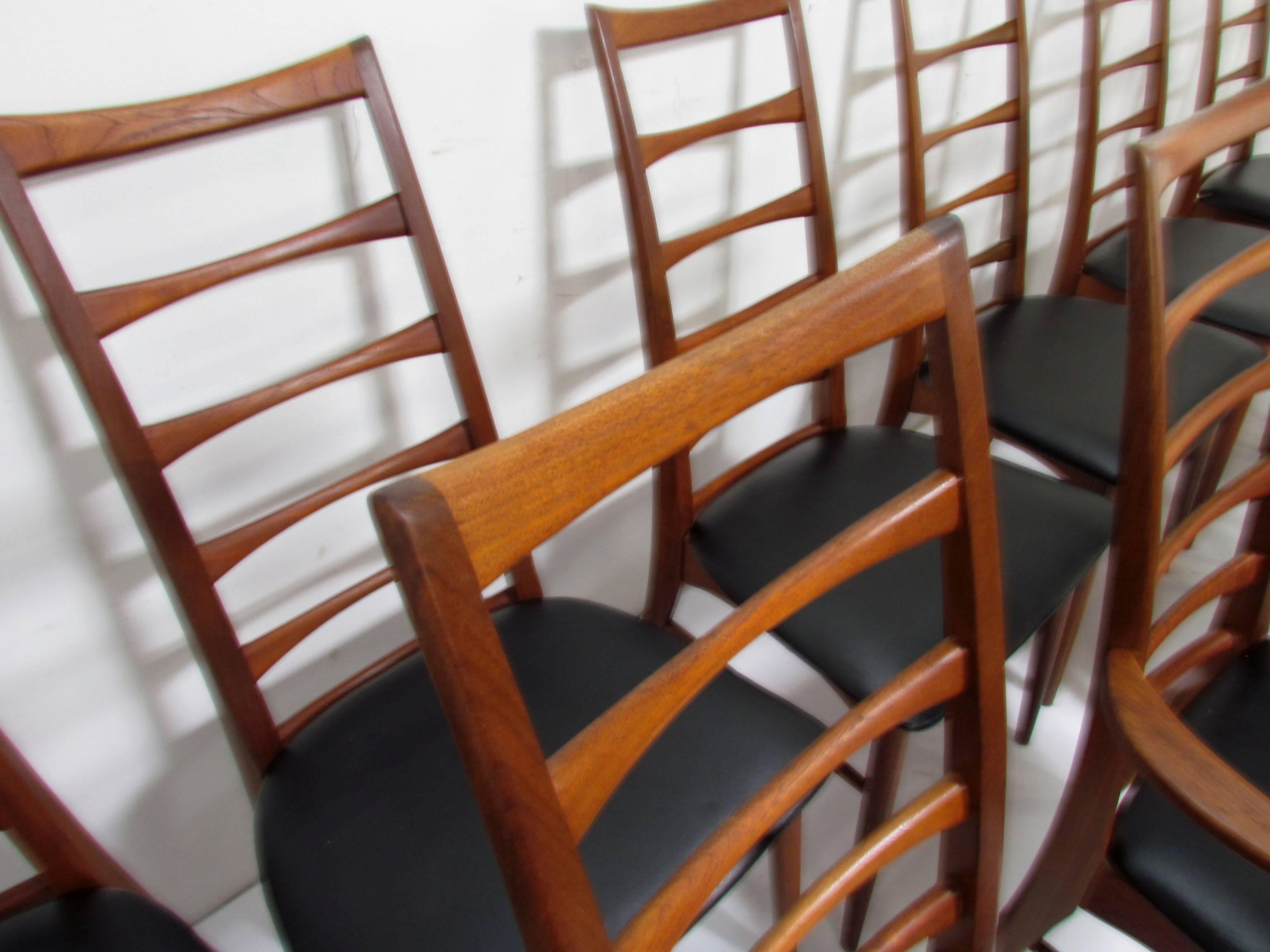 Set of 12 Koefoeds Hornslet Danish Teak Ladderback Dining Chairs, circa 1960s 10