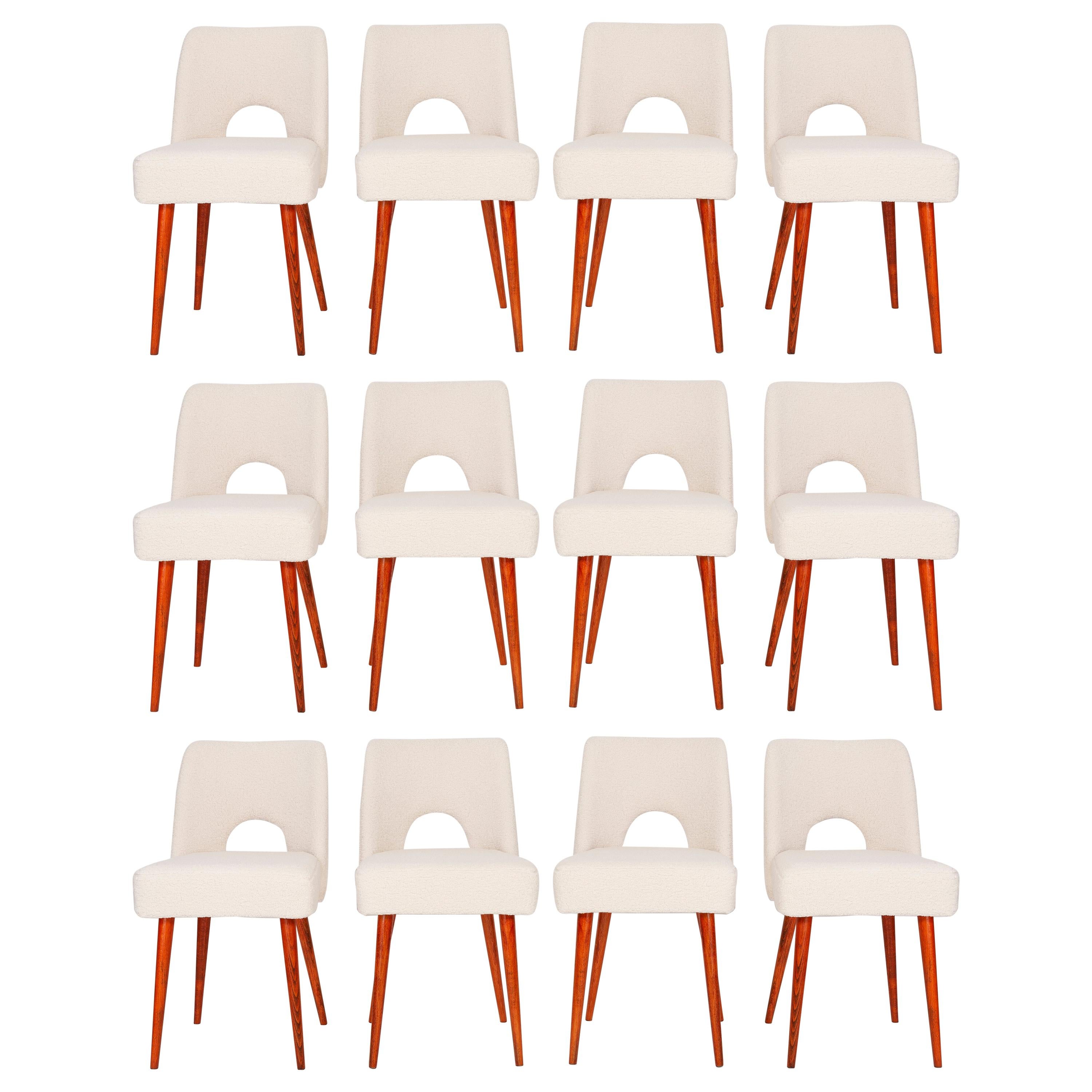 Ensemble de douze chaises Crme Boucle « Shell » en tissu bouclé, années 1960