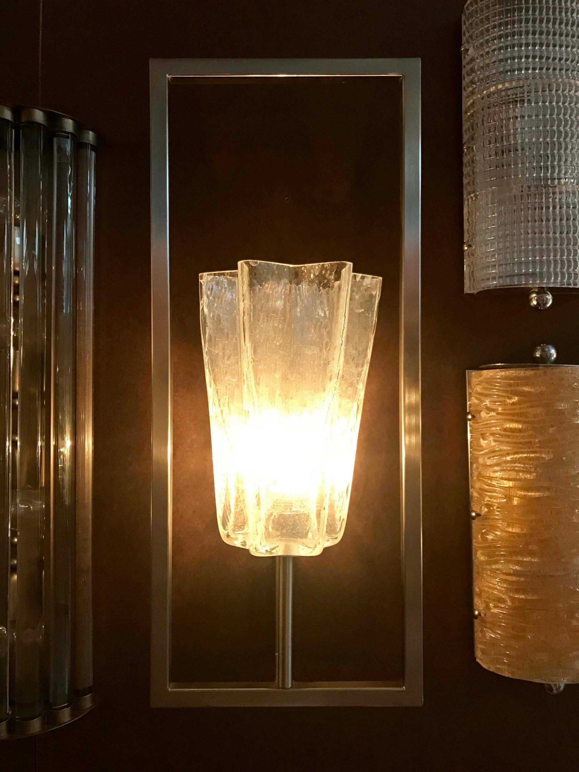 Set of Twelve Limited Edition Clear Murano Glass Sconces, 21st Century In Good Condition For Sale In Los Angeles, CA