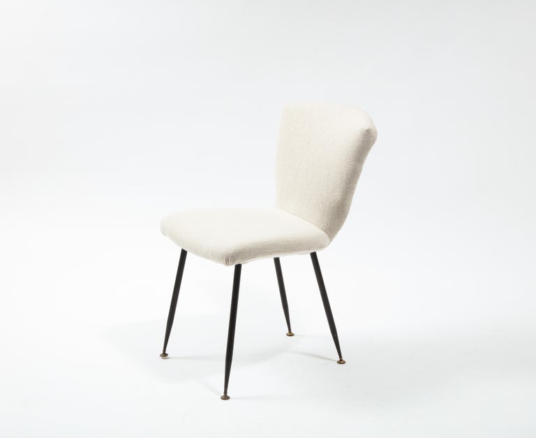 Set of dining chairs by Louis Sognot for Arflex, these chairs use the same leg system as the 