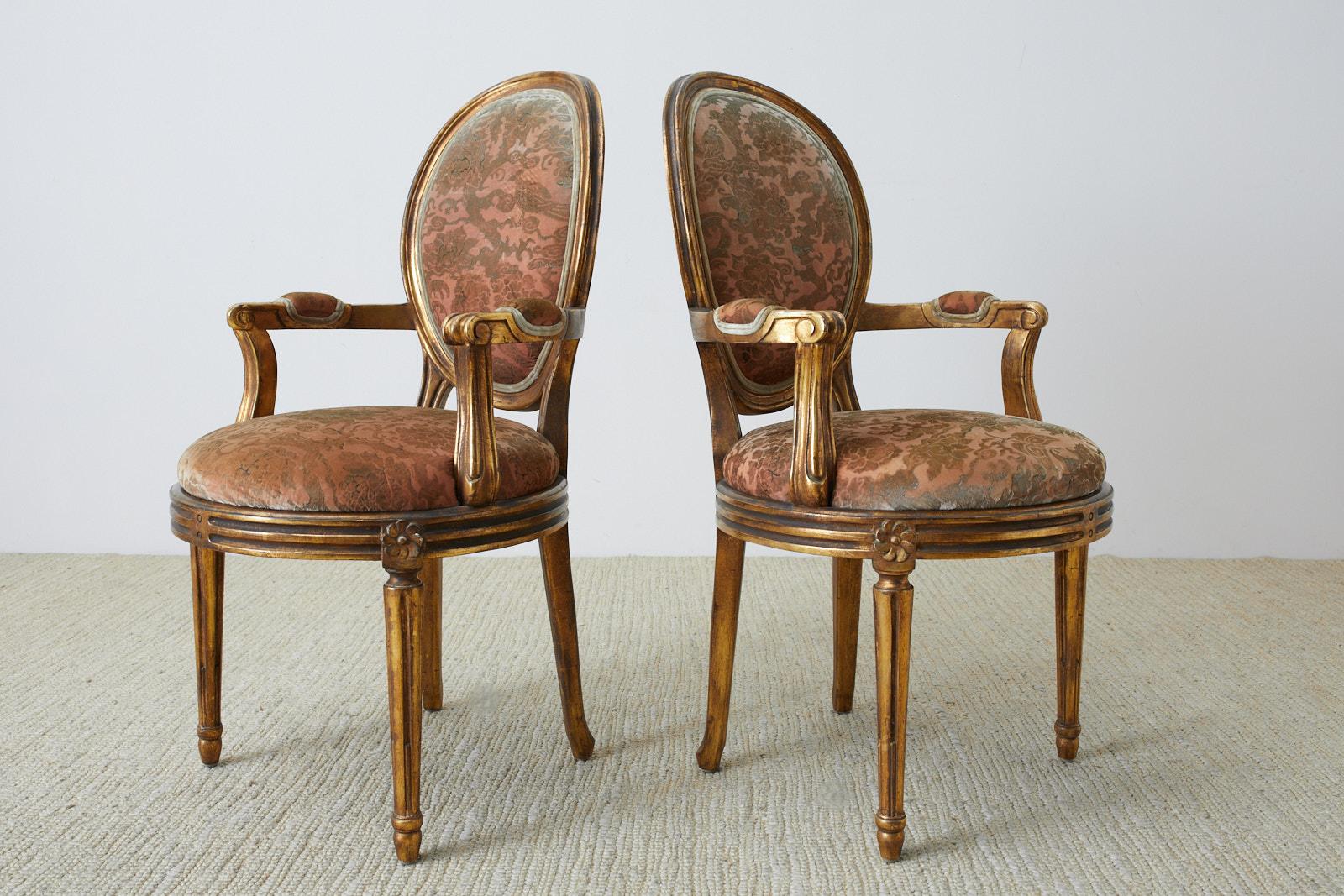 Set of Twelve Louis XVI Style Giltwood Dining Chairs (Französisch)