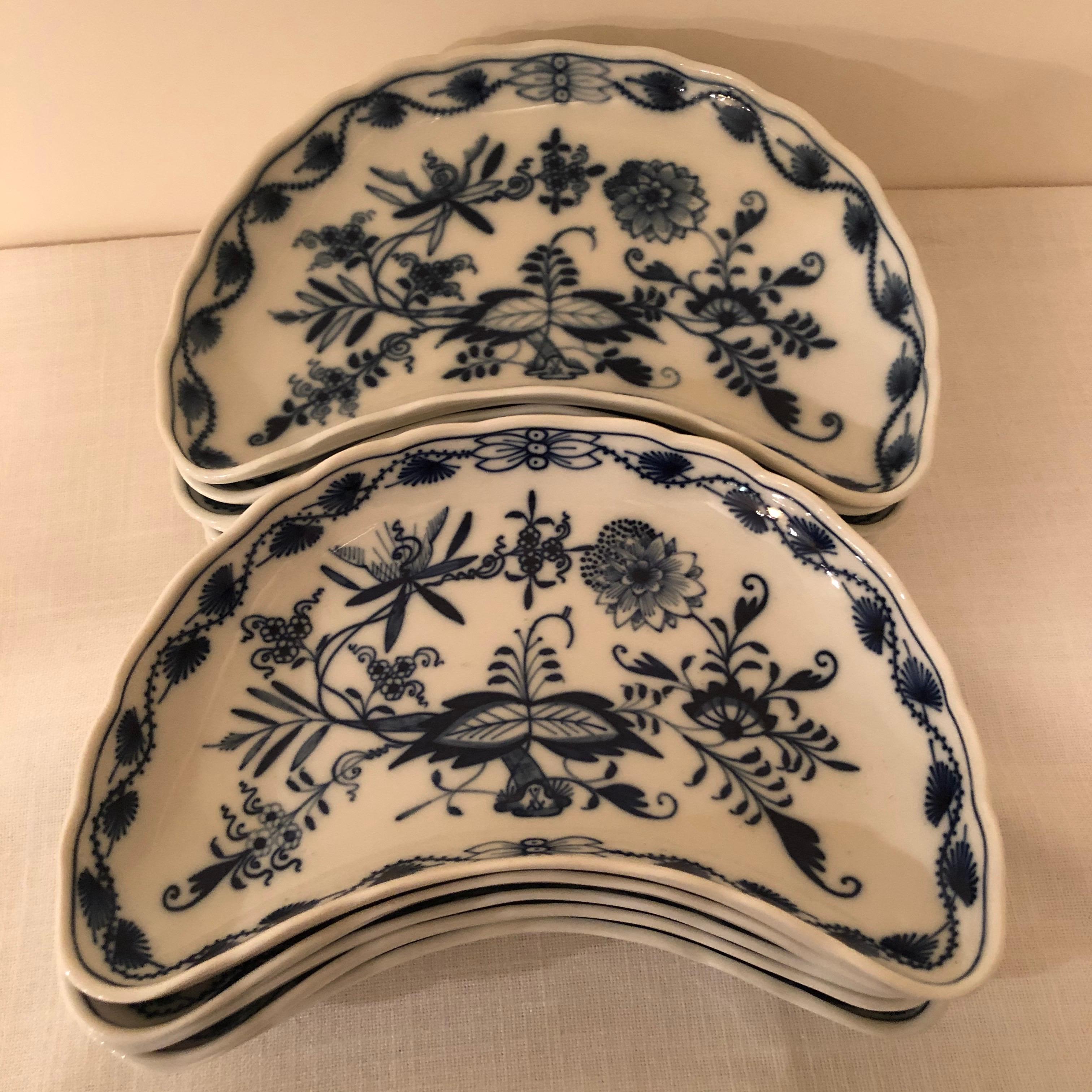 Mid-20th Century Set of Twelve Meissen Blue Onion Large Crescent Shaped Dishes For Sale