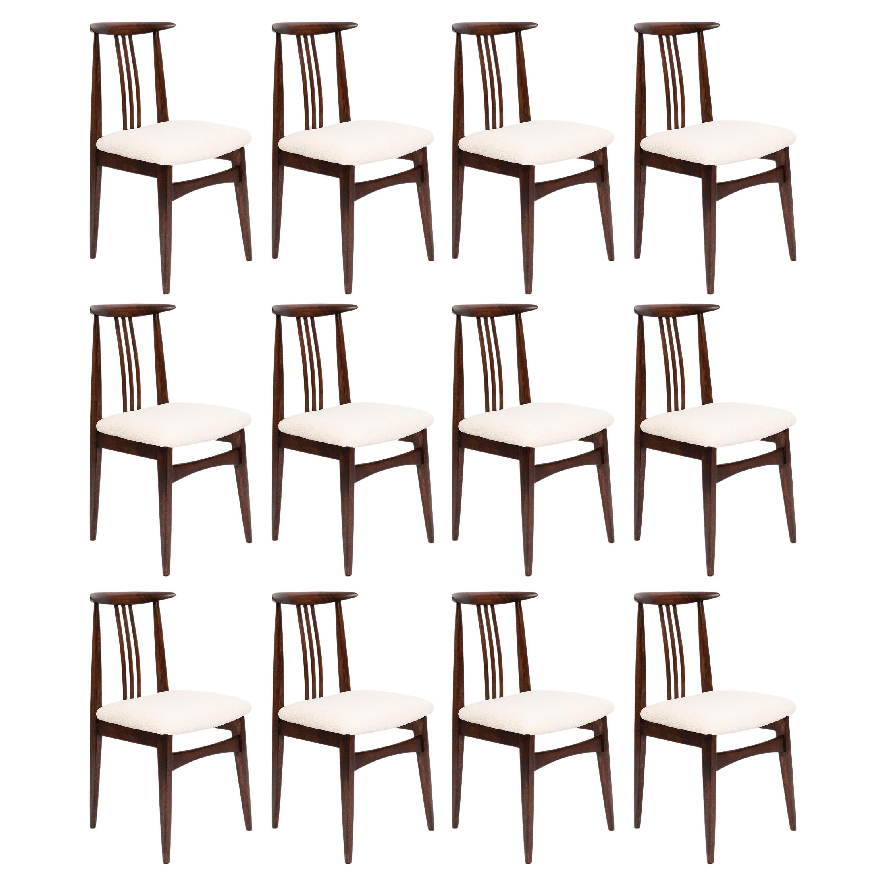 Set of Twelve Mid-Century Cream Boucle Chairs by M. Zielinski, Europe, 1960s For Sale