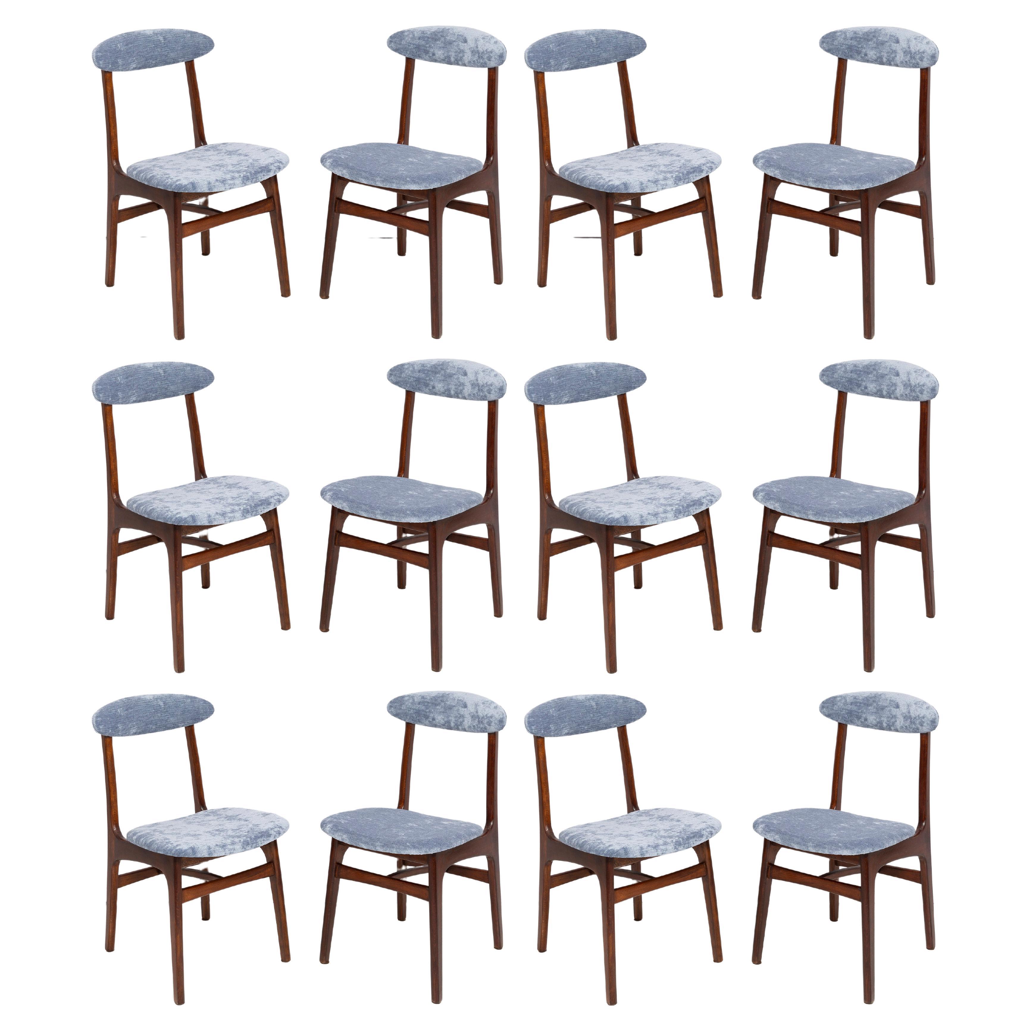 Set of Twelve Mid Century Lavender Velvet Chairs by Rajmund Halas, Poland, 1960s For Sale