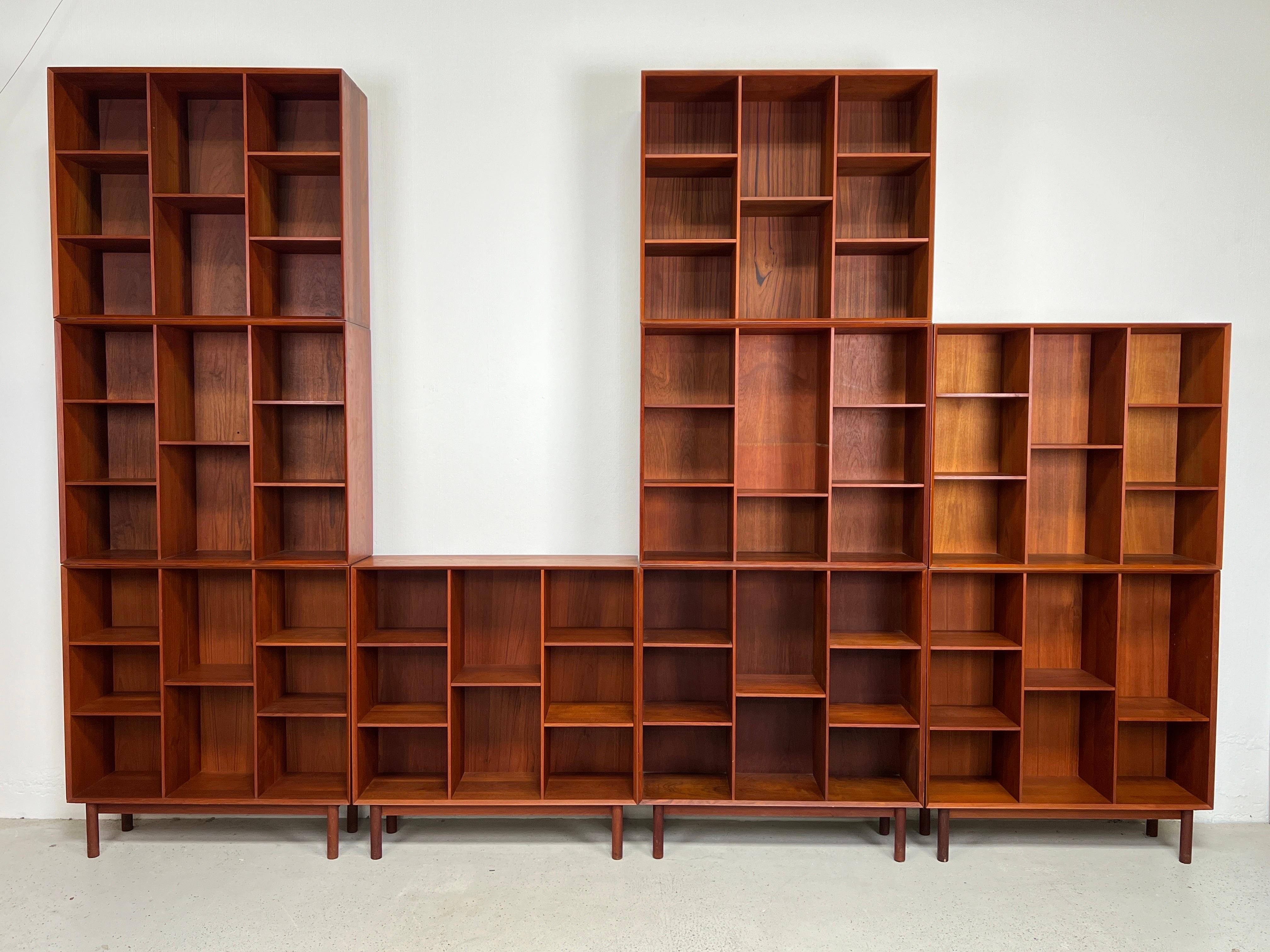 Set of Twelve Modular Bookcases by Peter Hvidt and Orla Mølgaard-Nielsen For Sale 9