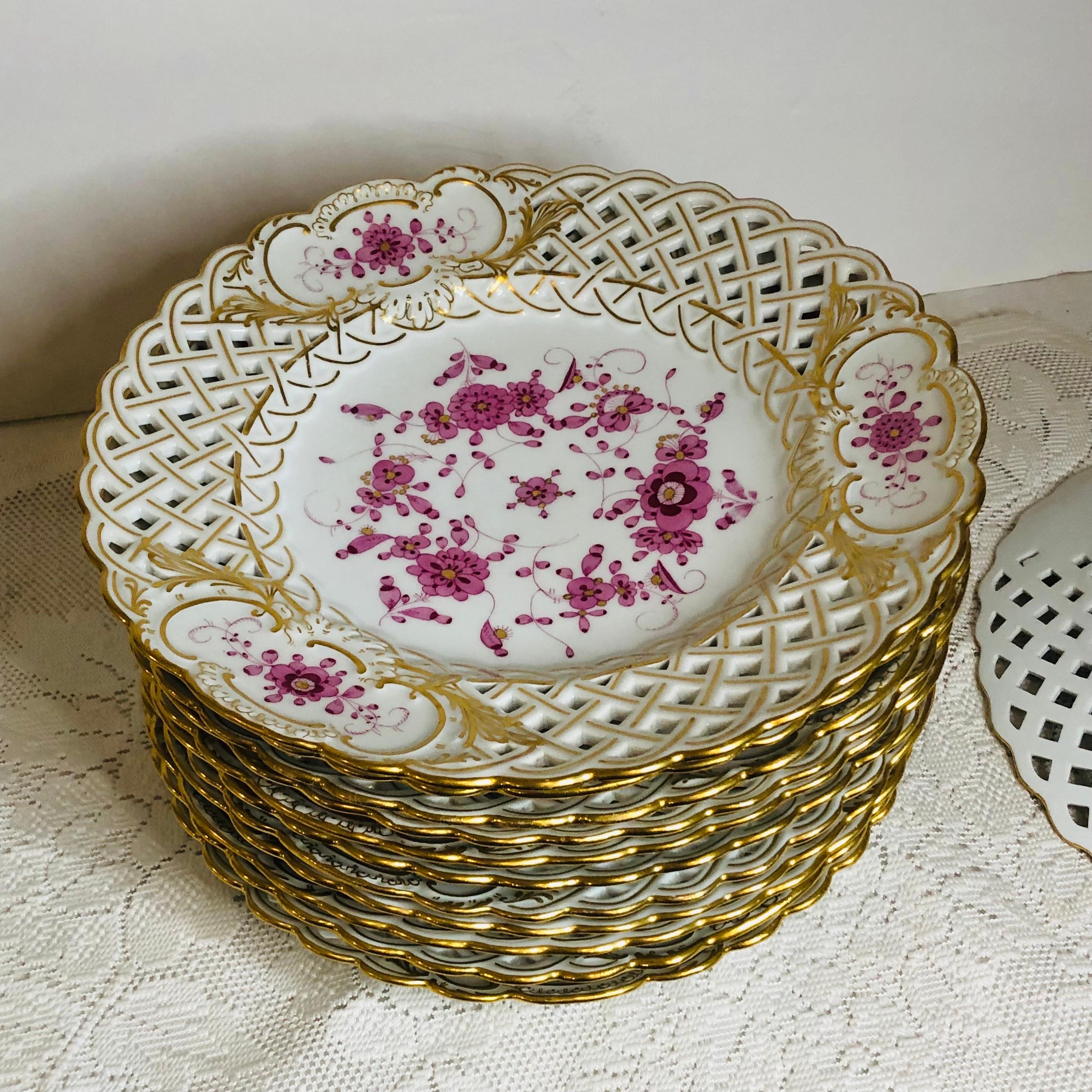 Porcelain Set of Twelve Rare Meissen Purple Indian Reticulated Luncheon or Dessert Plates