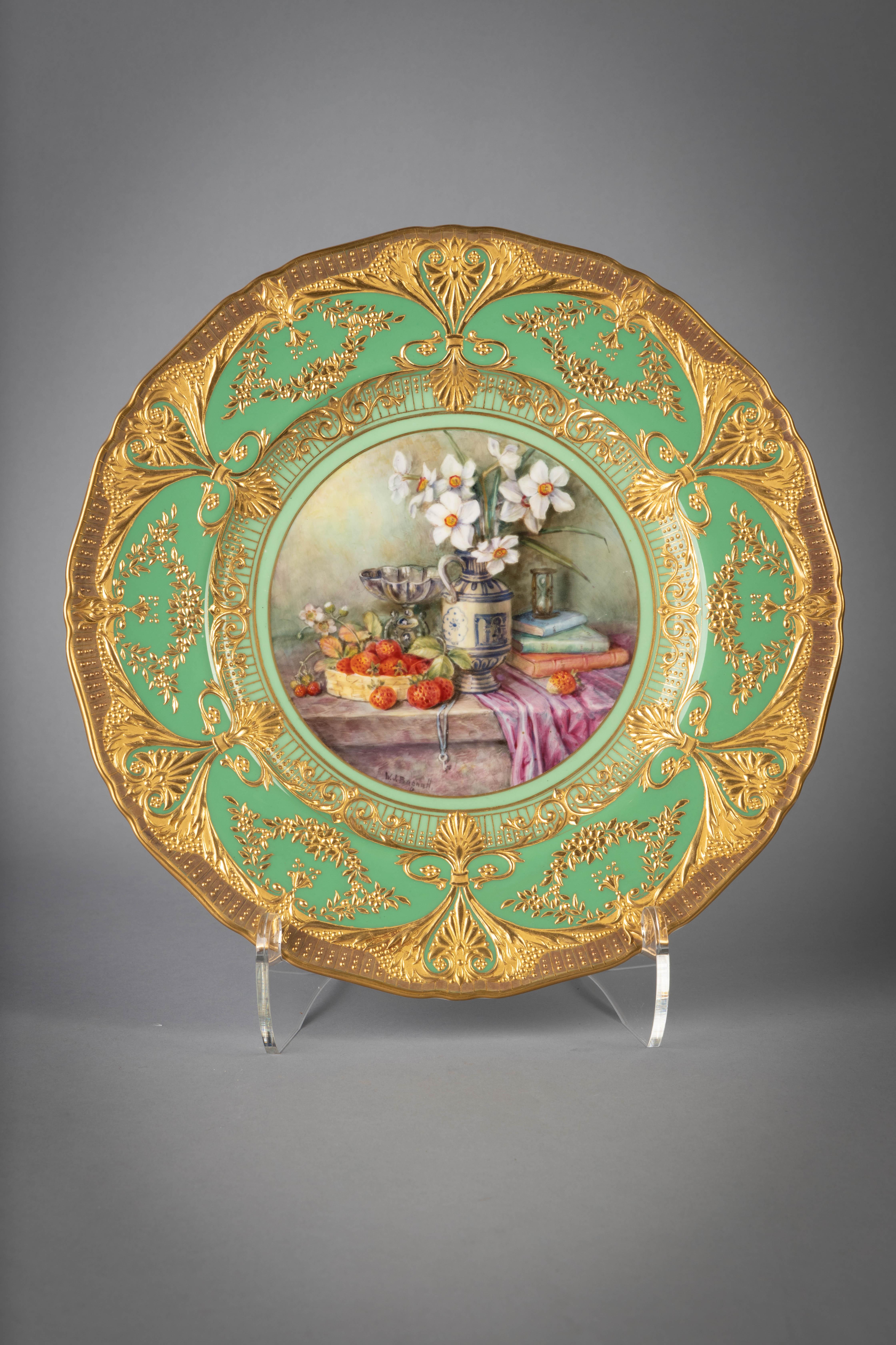 Porcelain Set of Twelve Royal Worcester Plates, circa 1900 For Sale