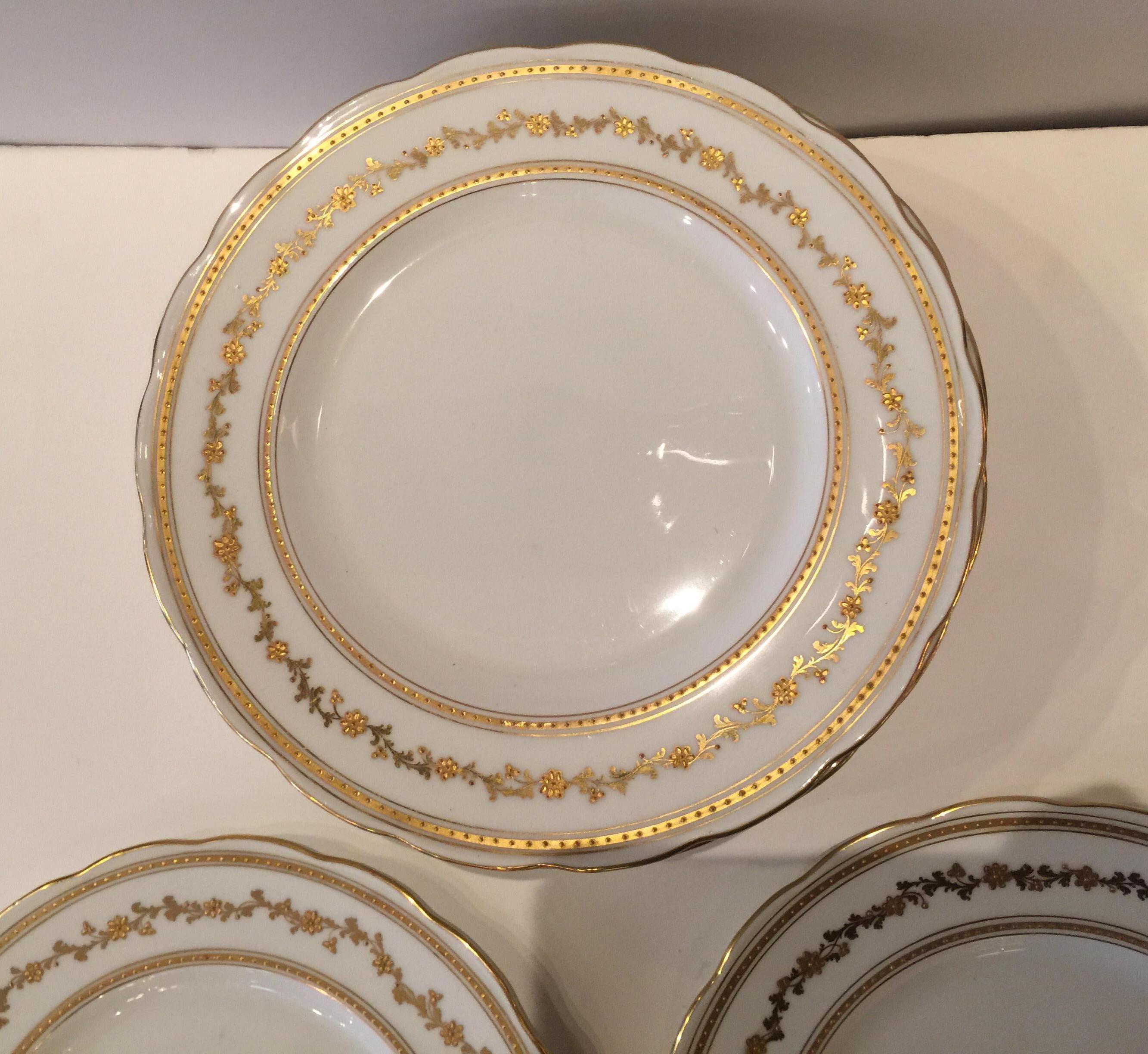 Set of Twelve Service/Dinner Plates Made in England for Ovington Brothers 4