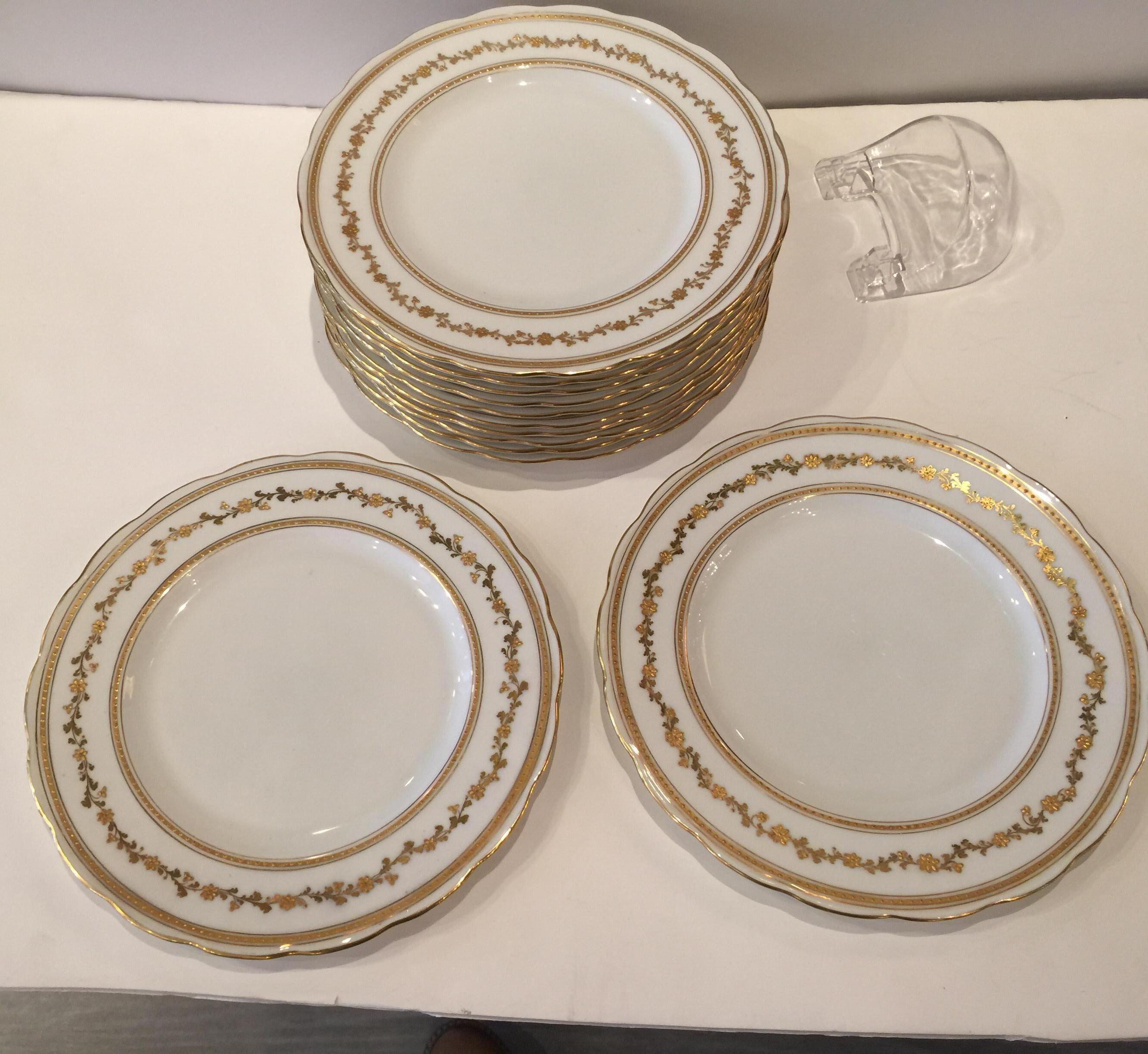 Set of Twelve Service/Dinner Plates Made in England for Ovington Brothers 3
