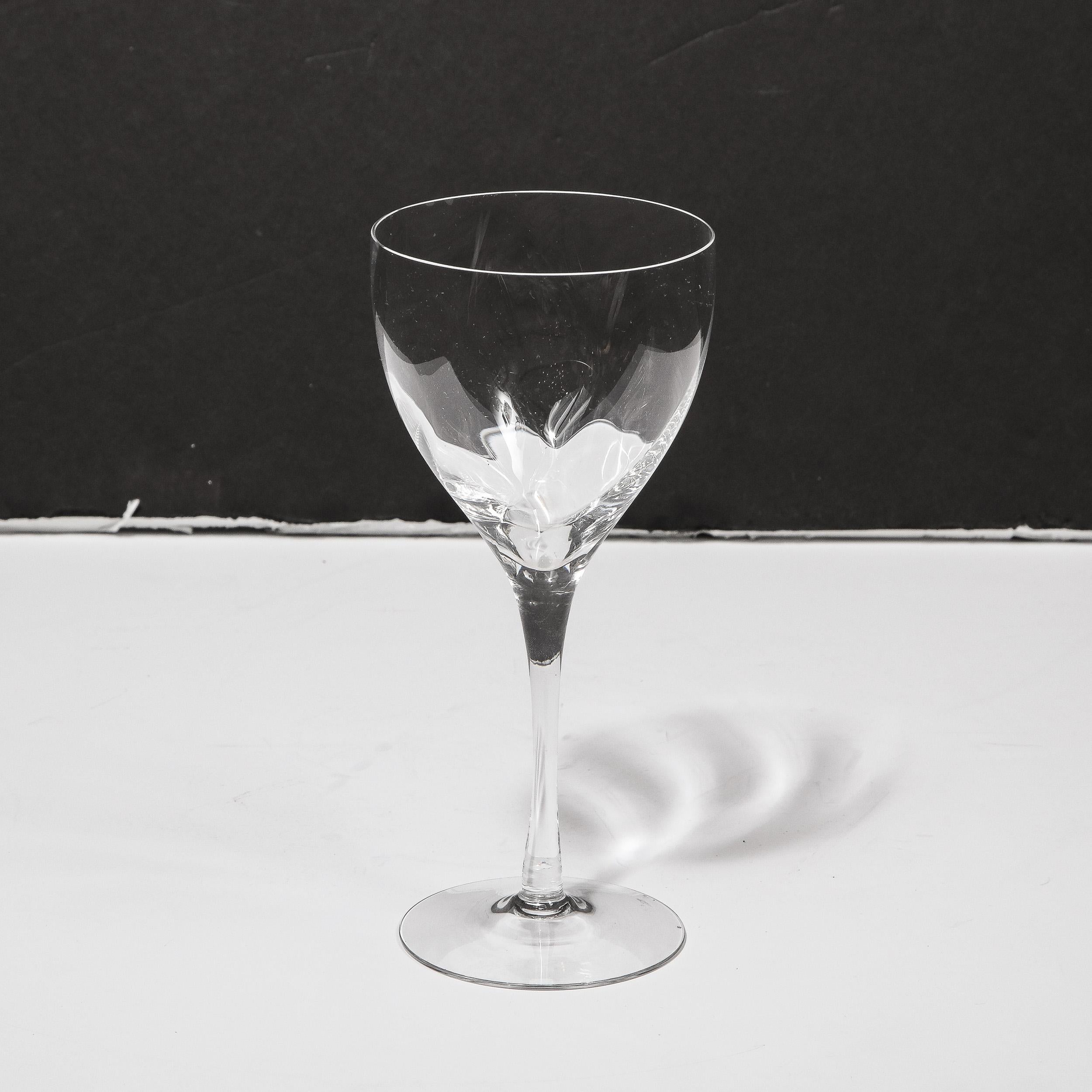 Set von zwölf strukturierten, durchscheinenden Transluzenten Kristall-Wein-/Wassergläsern von Tiffany & Co. im Angebot 2