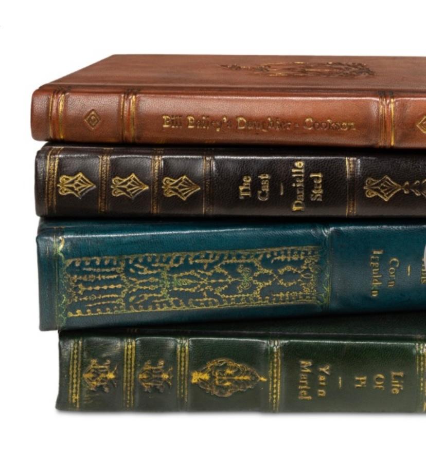 Édouardien Ensemble de douze livres reliés en cuir ouvragé divers titres en vente