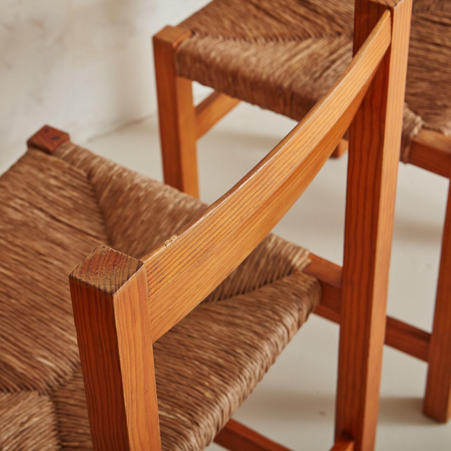 Set of Twelve Valsain Pine and Rush Dining Chairs by Joaquim Belsa Aldea 2