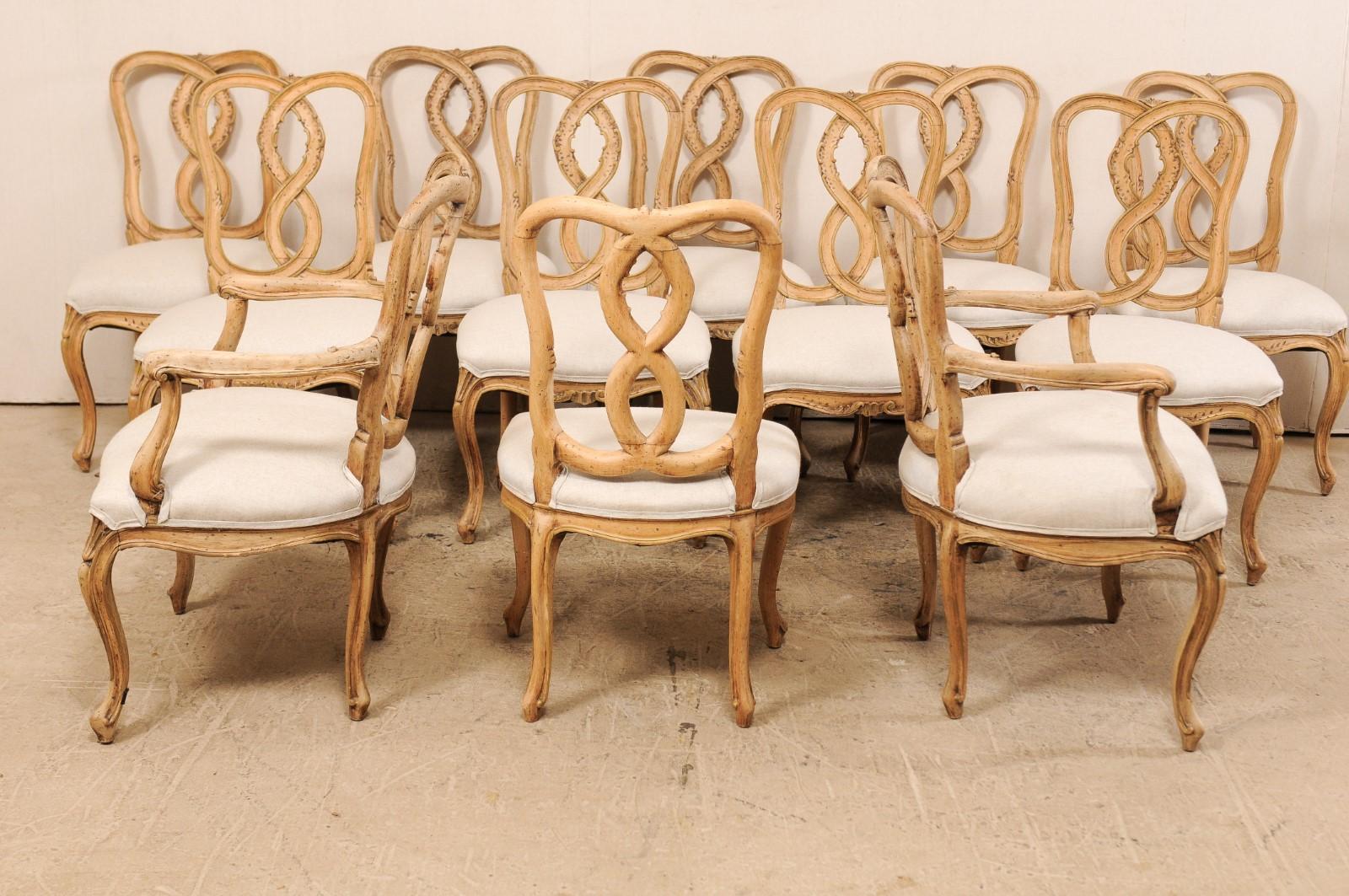 Set of Twelve Venetian Style Carved Wood Ribbon Back-Splat Dining Room Chairs In Good Condition In Atlanta, GA