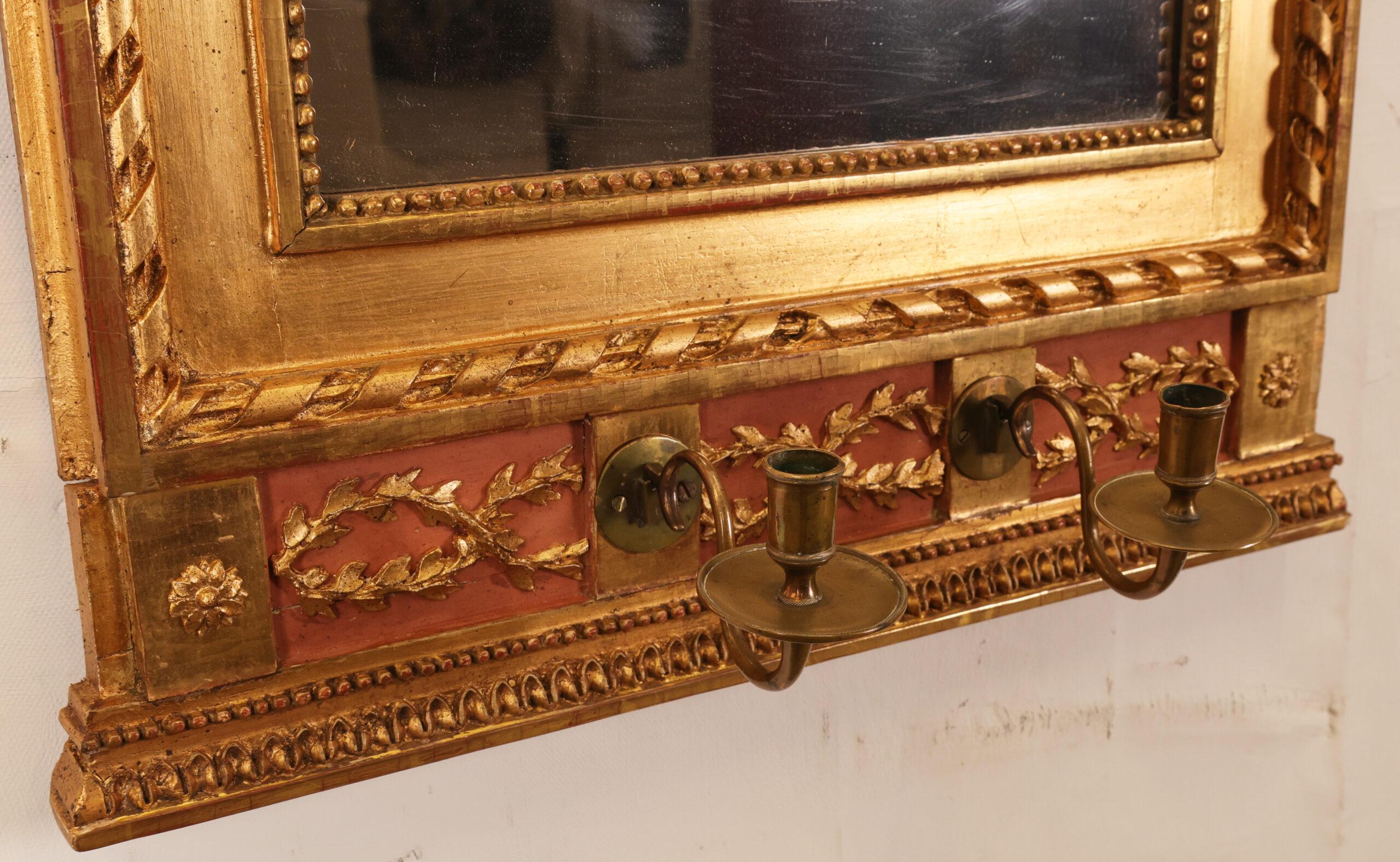 Fine XVIII secolo Pair of 1790 Gustavian Mirror Wall Sconces in vendita