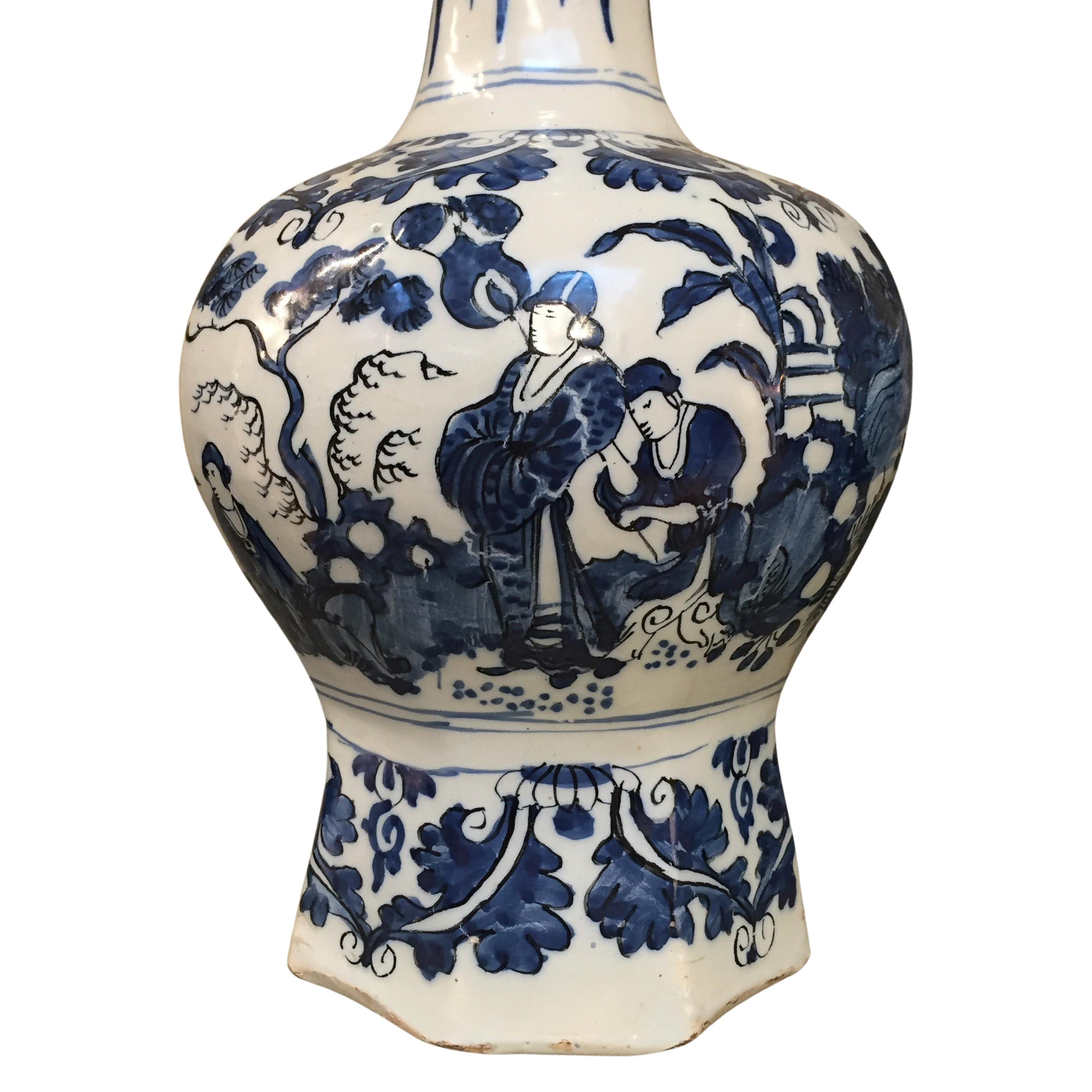 Ceramic Set of Two 17th Century Dutch Delft Vases in Chinoiserie