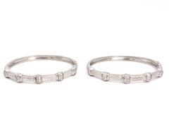 Doris Panos Set of Two 18 Karat White Gold and Diamond Carved Bangle Bracelets
