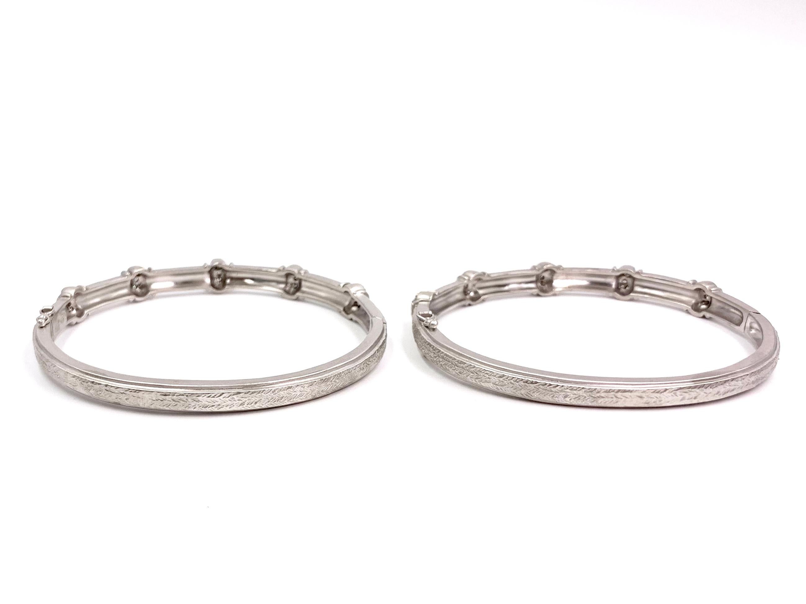 Round Cut Doris Panos Set of Two 18 Karat White Gold and Diamond Carved Bangle Bracelets For Sale