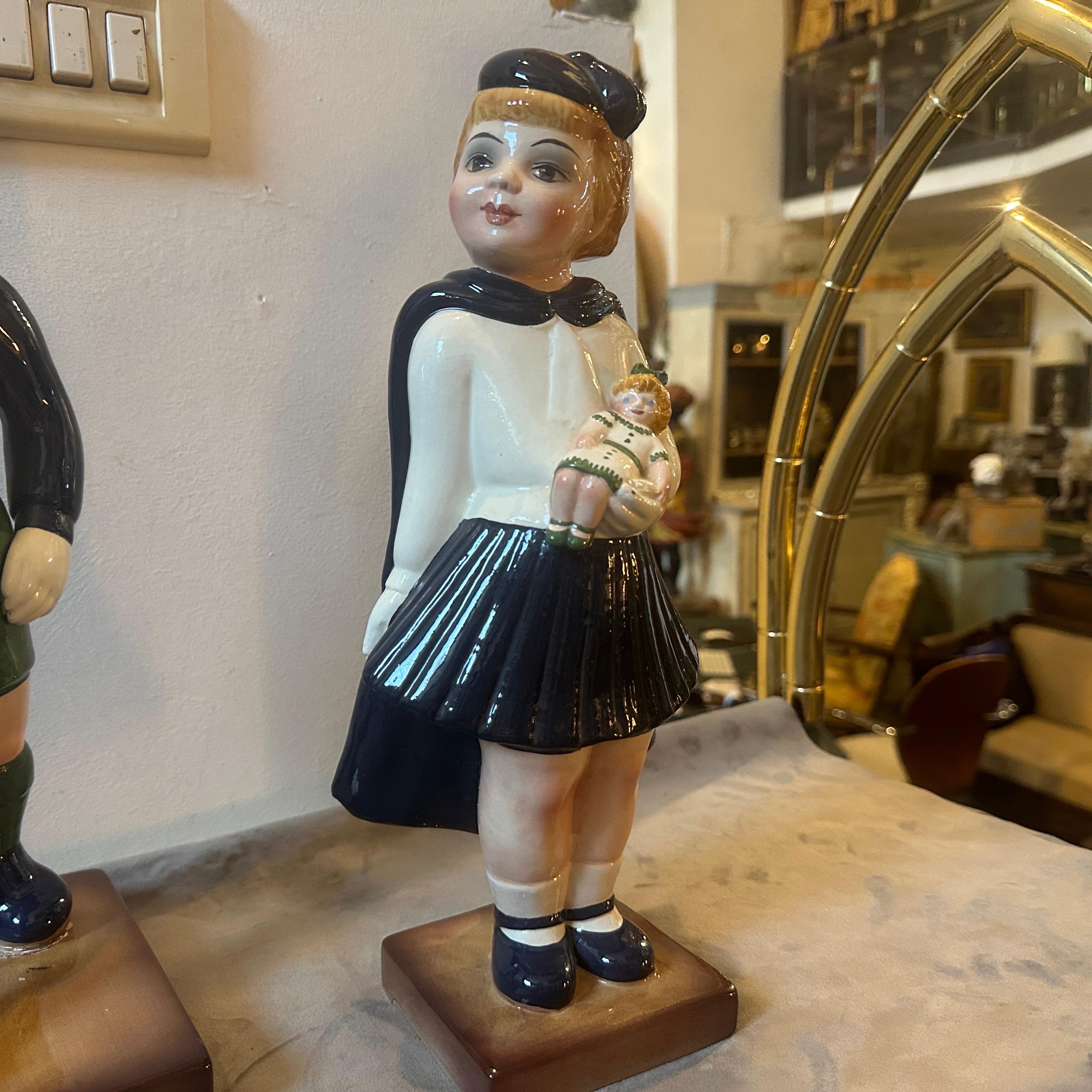 Set di due ceramiche italiane Art Deco anni '30 Balilla e Giovane Italiana di Zen 6