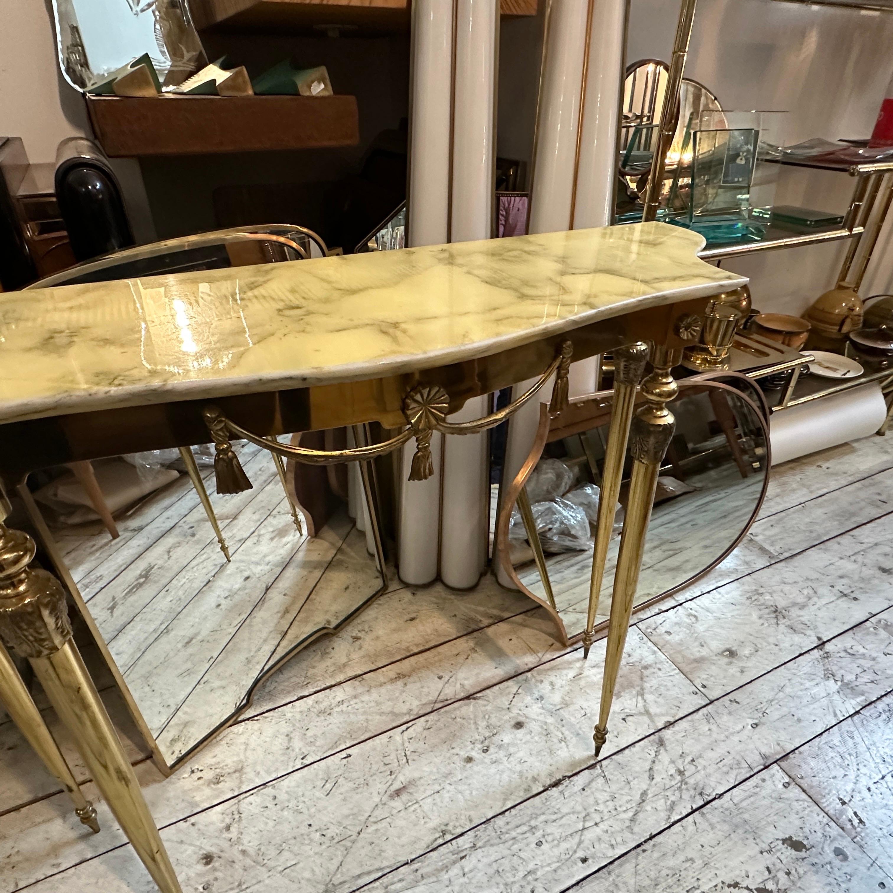 Set of Two 1950s Neoclassical Brass and Onyx Marble Italian Console Tables 2
