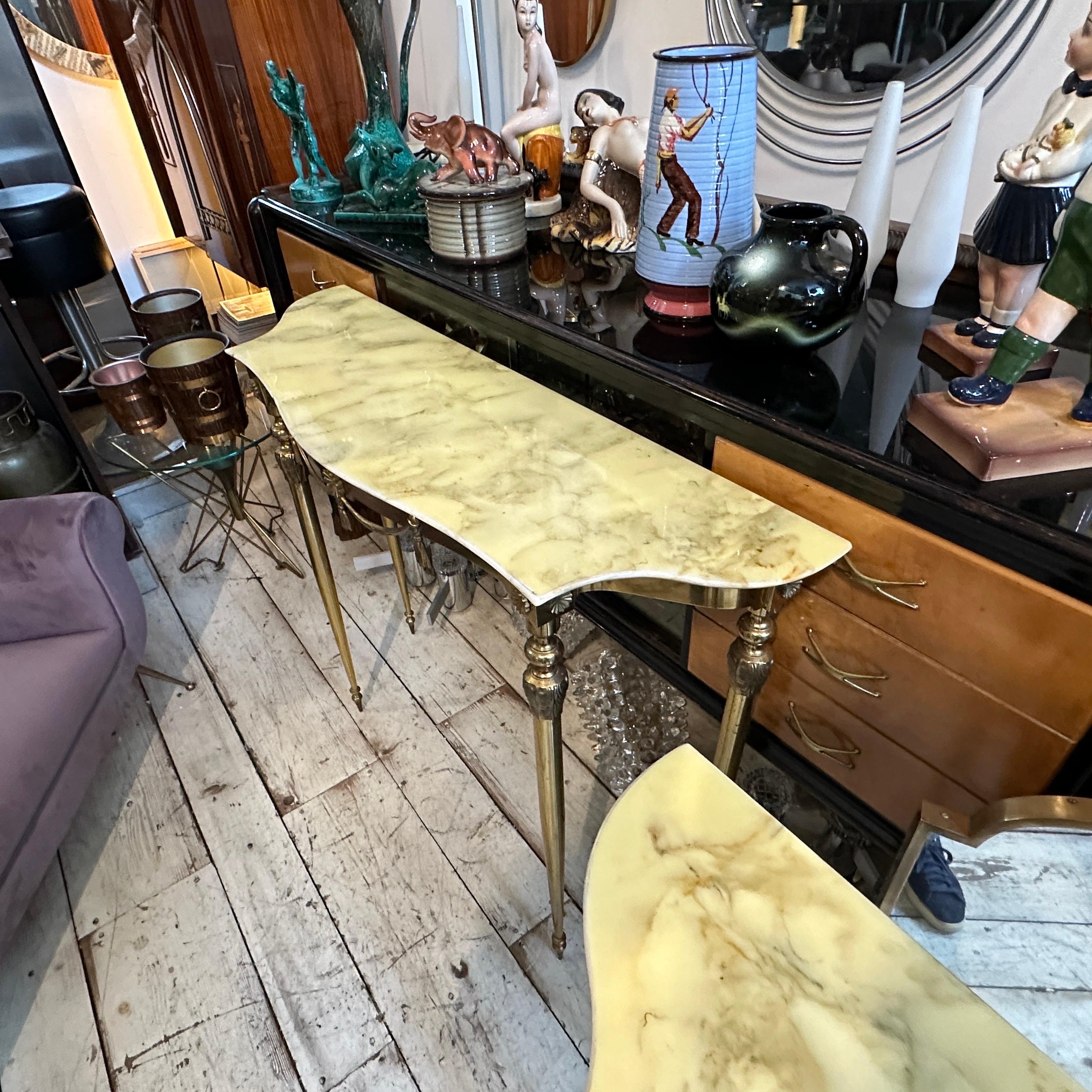 Set of Two 1950s Neoclassical Brass and Onyx Marble Italian Console Tables 3